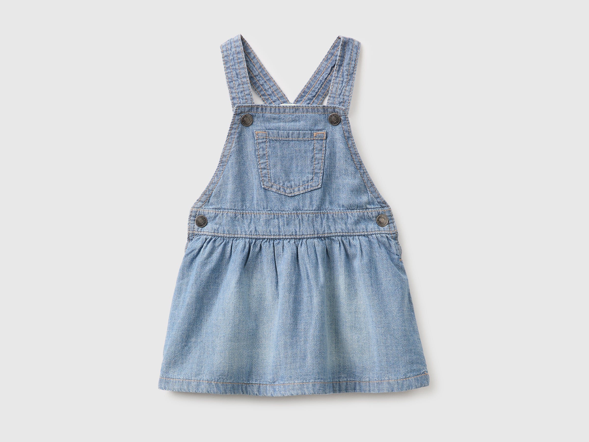 Saia jardineira em chambray - ucb_image_FS