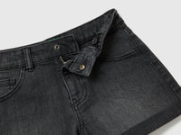 Jeans curtos em denim  - ucb_image_DS1