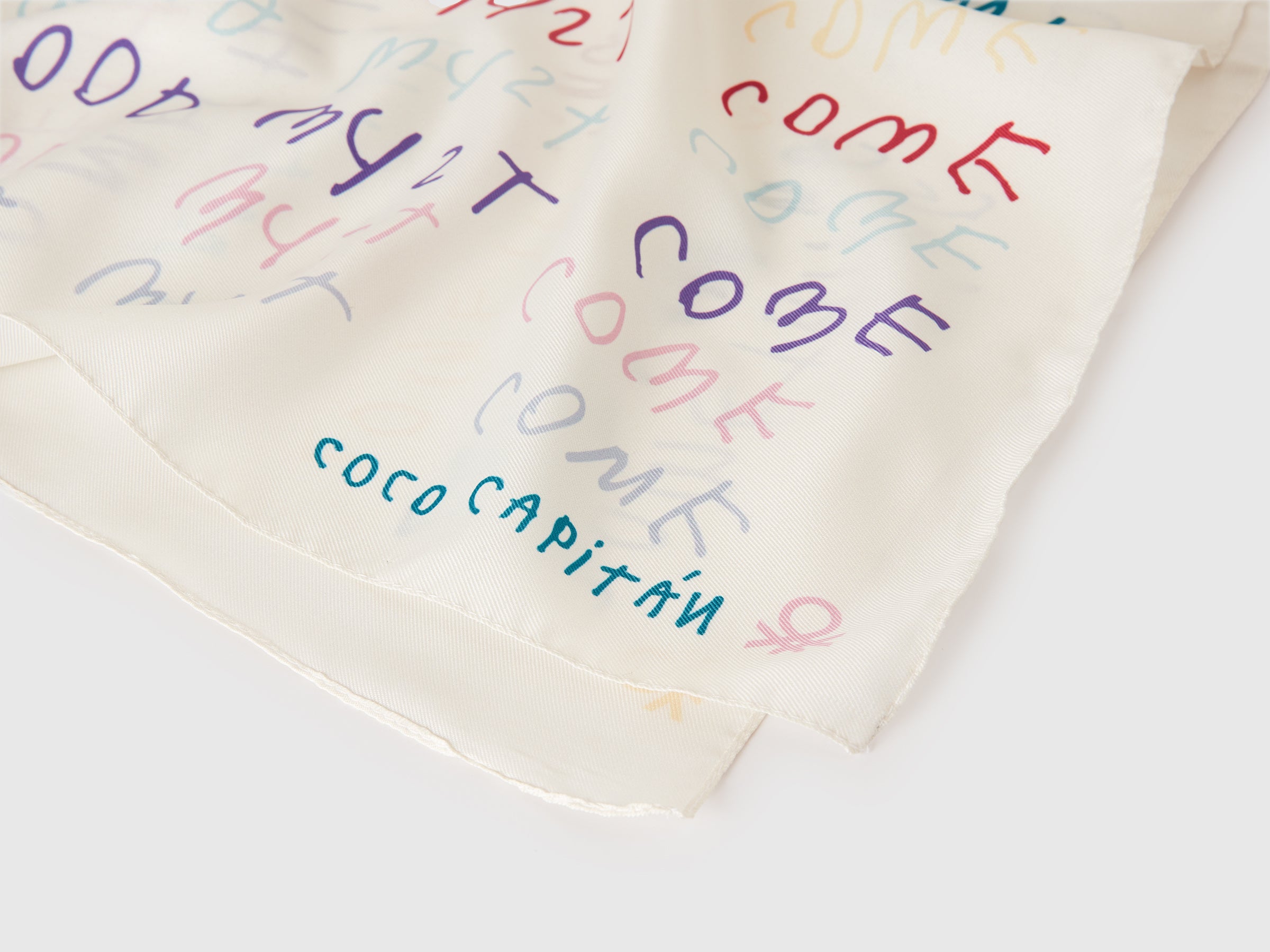 Foulard panna con scritte Coco Capitán - ucb_image_DS1