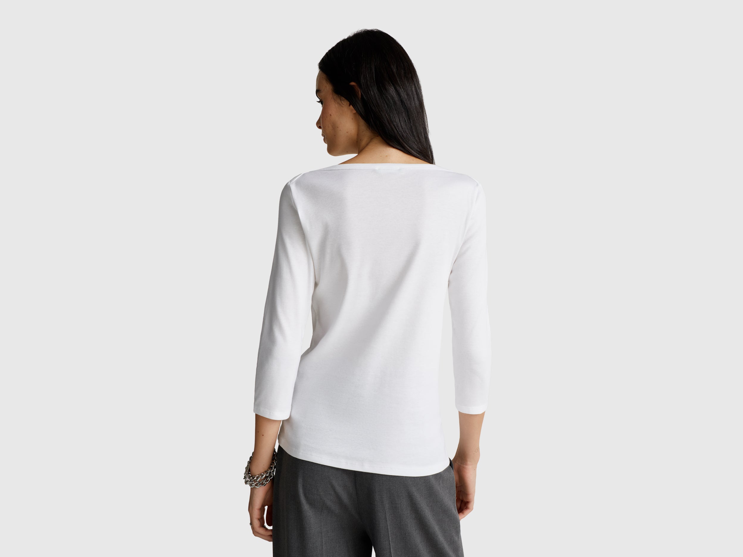 T-shirt com decote à barco - ucb_image_B