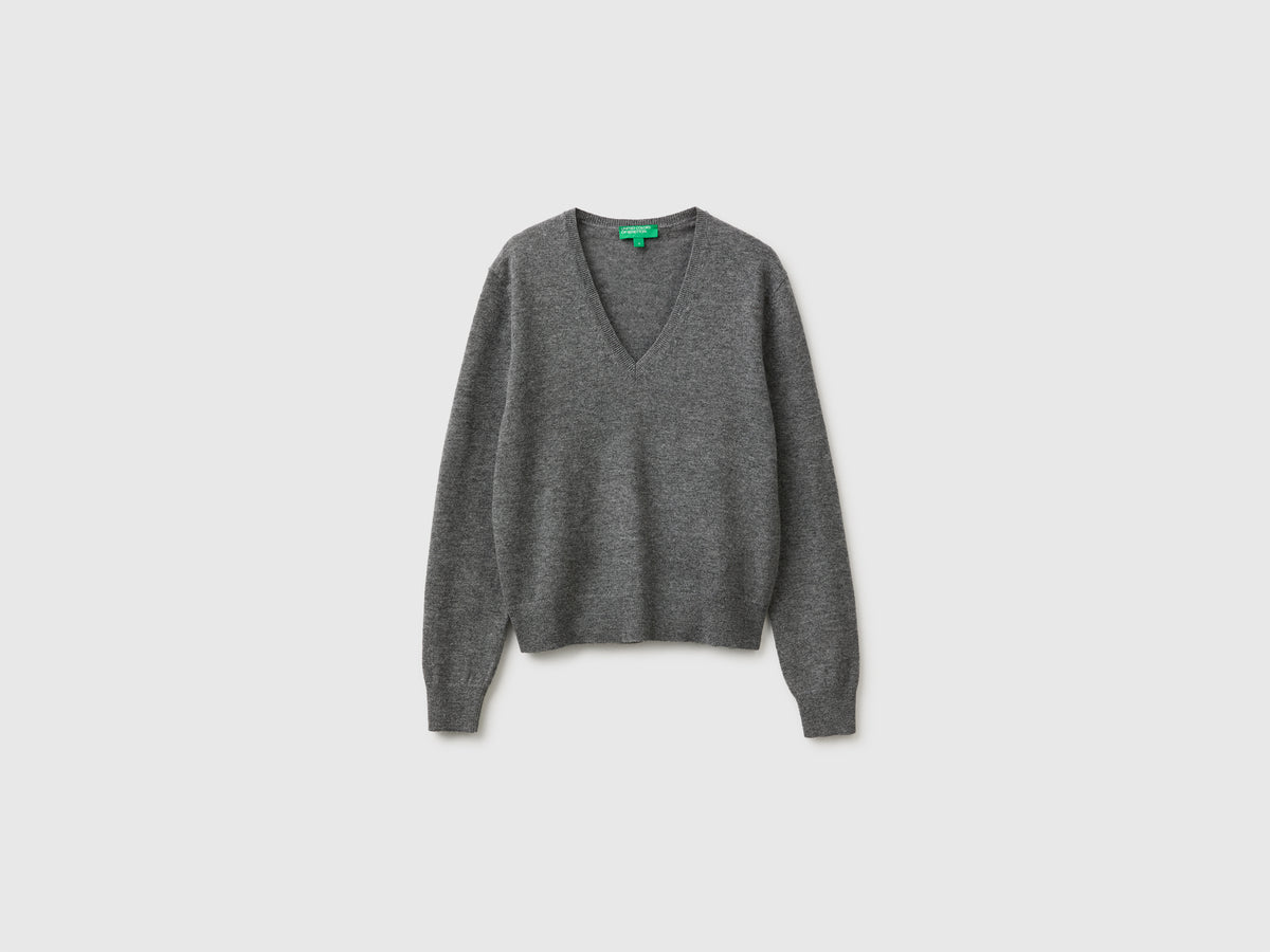 Camisola decote em V cinza em pura lã Merino - ucb_image_FS