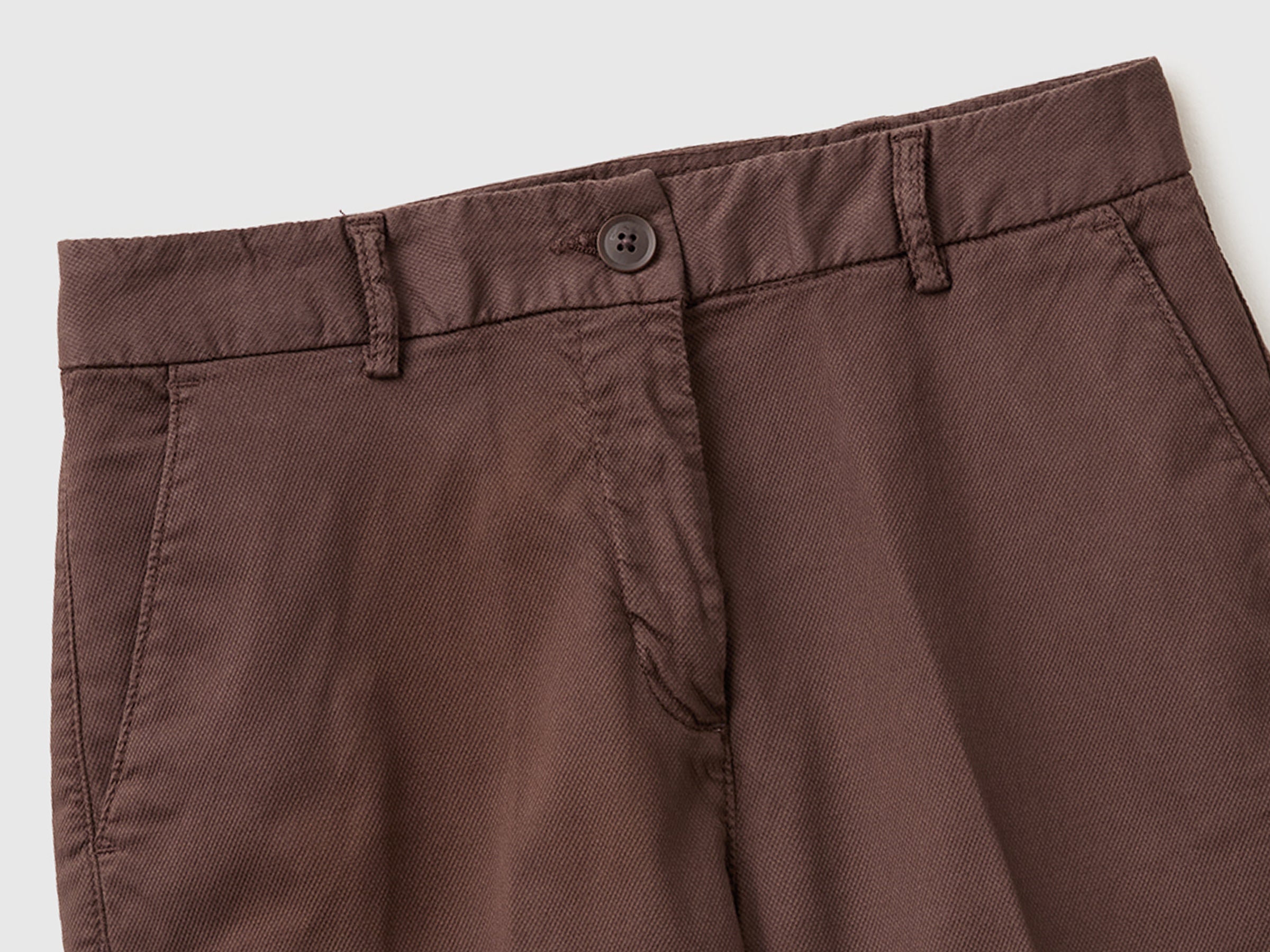 Regular fit Bermuda shorts with turn-ups - ucb_image_FY