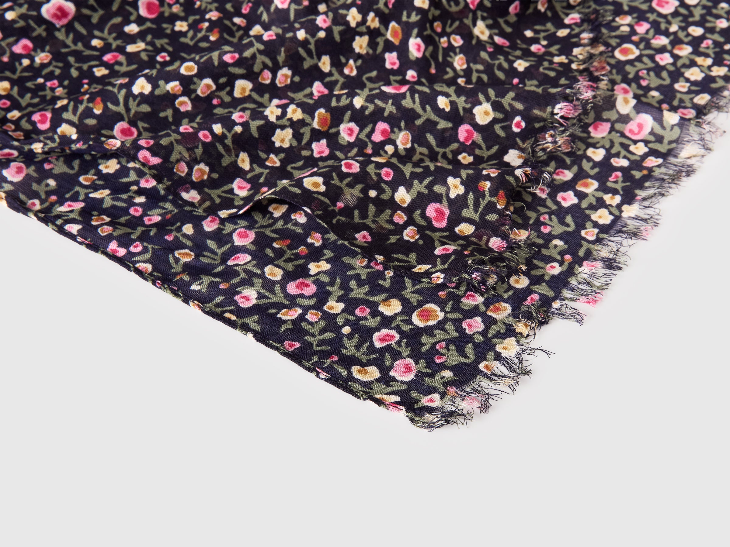 Écharpe padrão em viscose - ucb_image_DS1