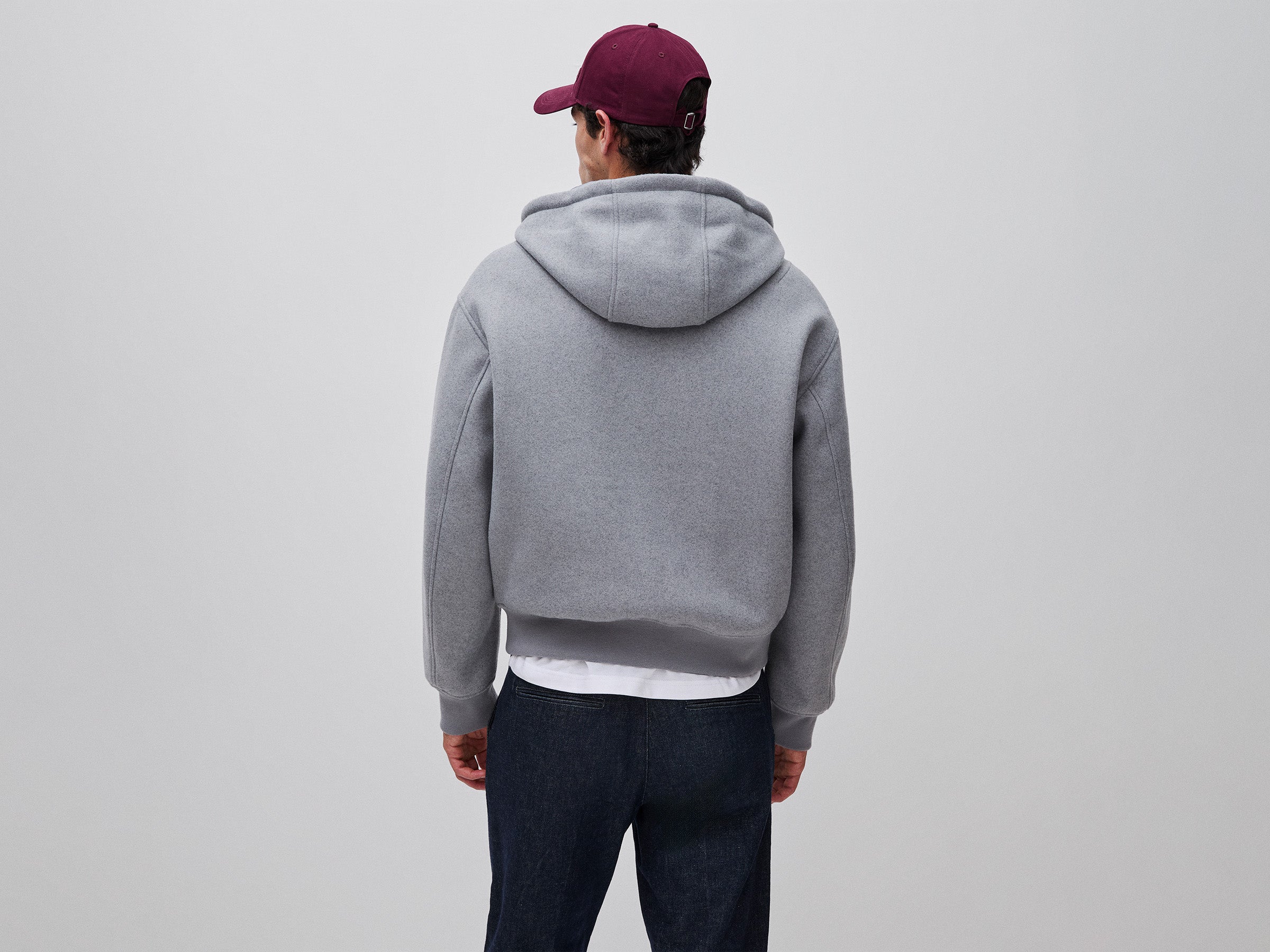 Bomber com capuz - ucb_image_B