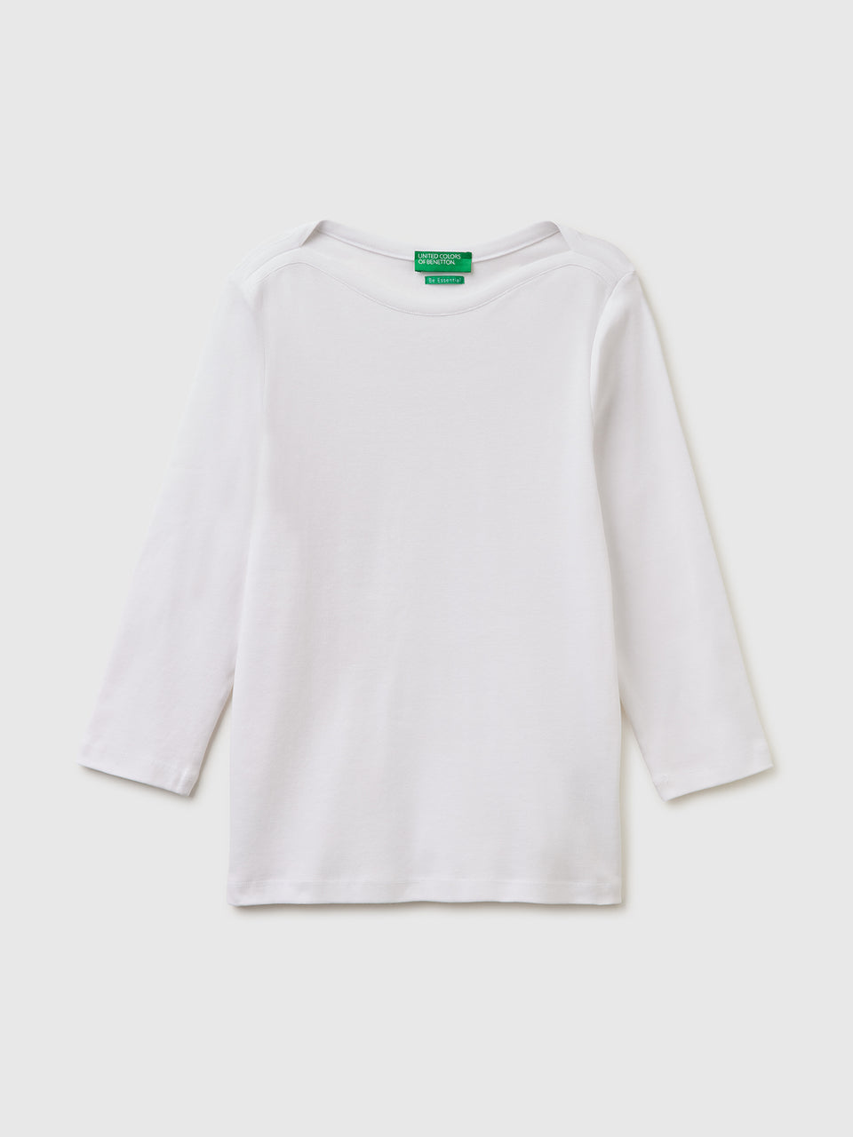 Slim fit t-shirt with boat neck - ucb_image_FS