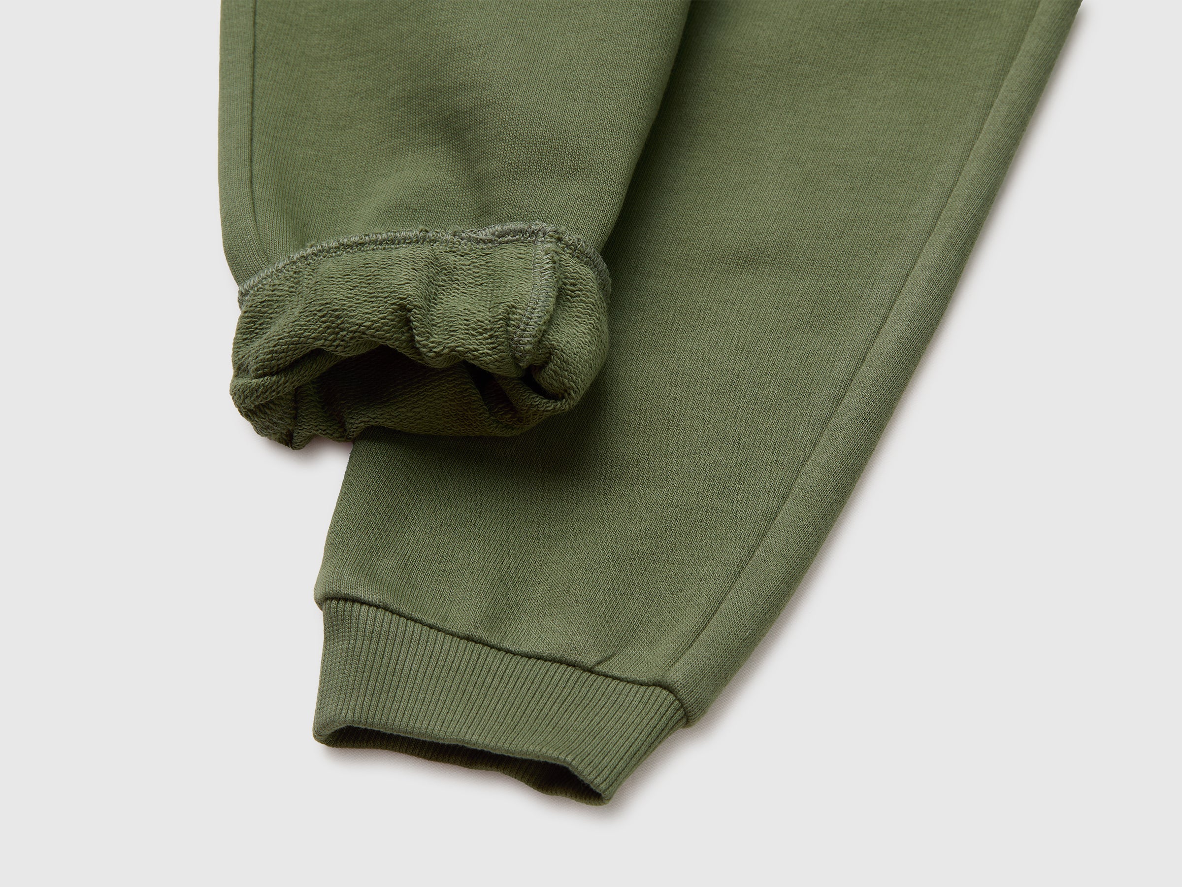 Joggers em felpo - ucb_image_DS1