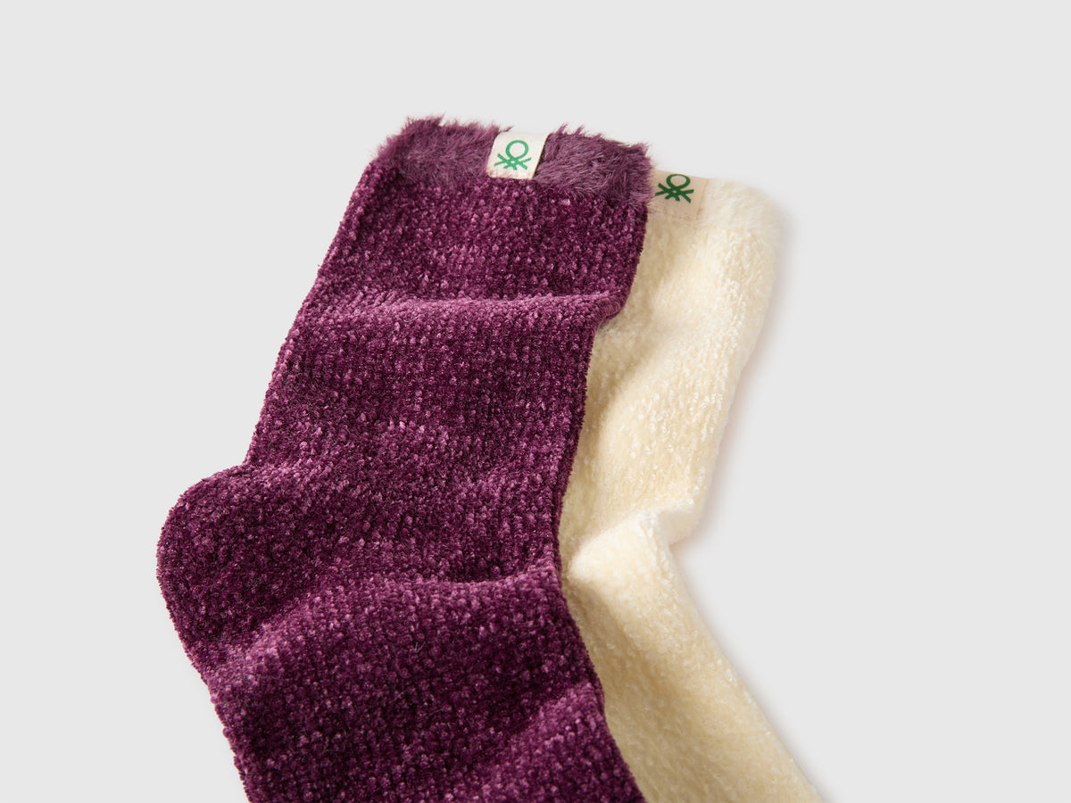 Duas meias em chenille - ucb_image_DS1