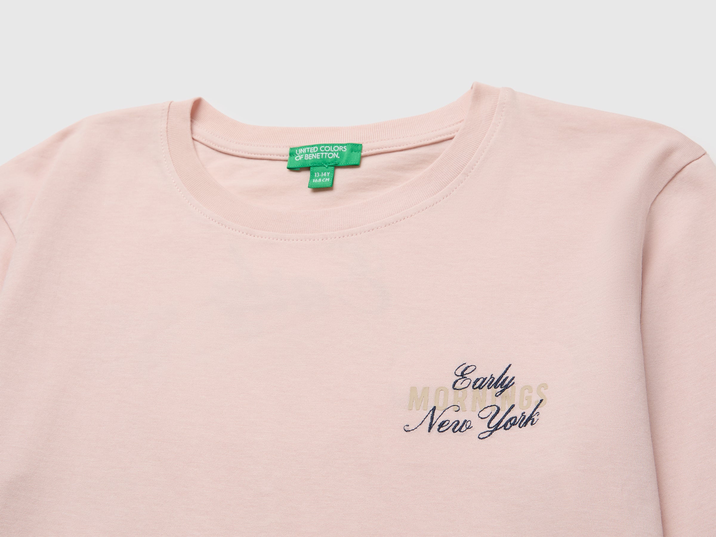 T-shirt em algodão orgânico com bordado - ucb_image_DS1