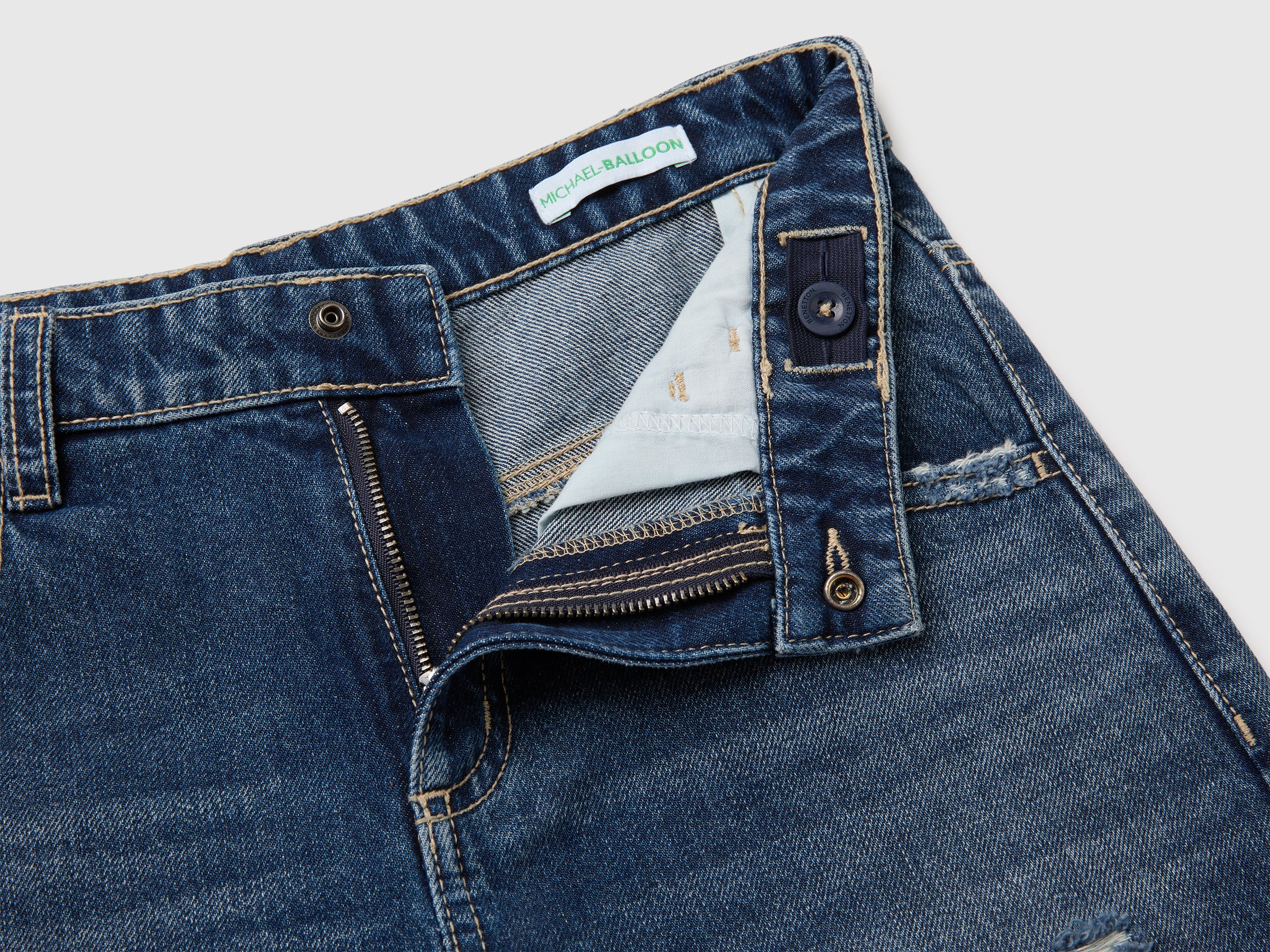 Jeans tratados balloon fit - ucb_image_DS1