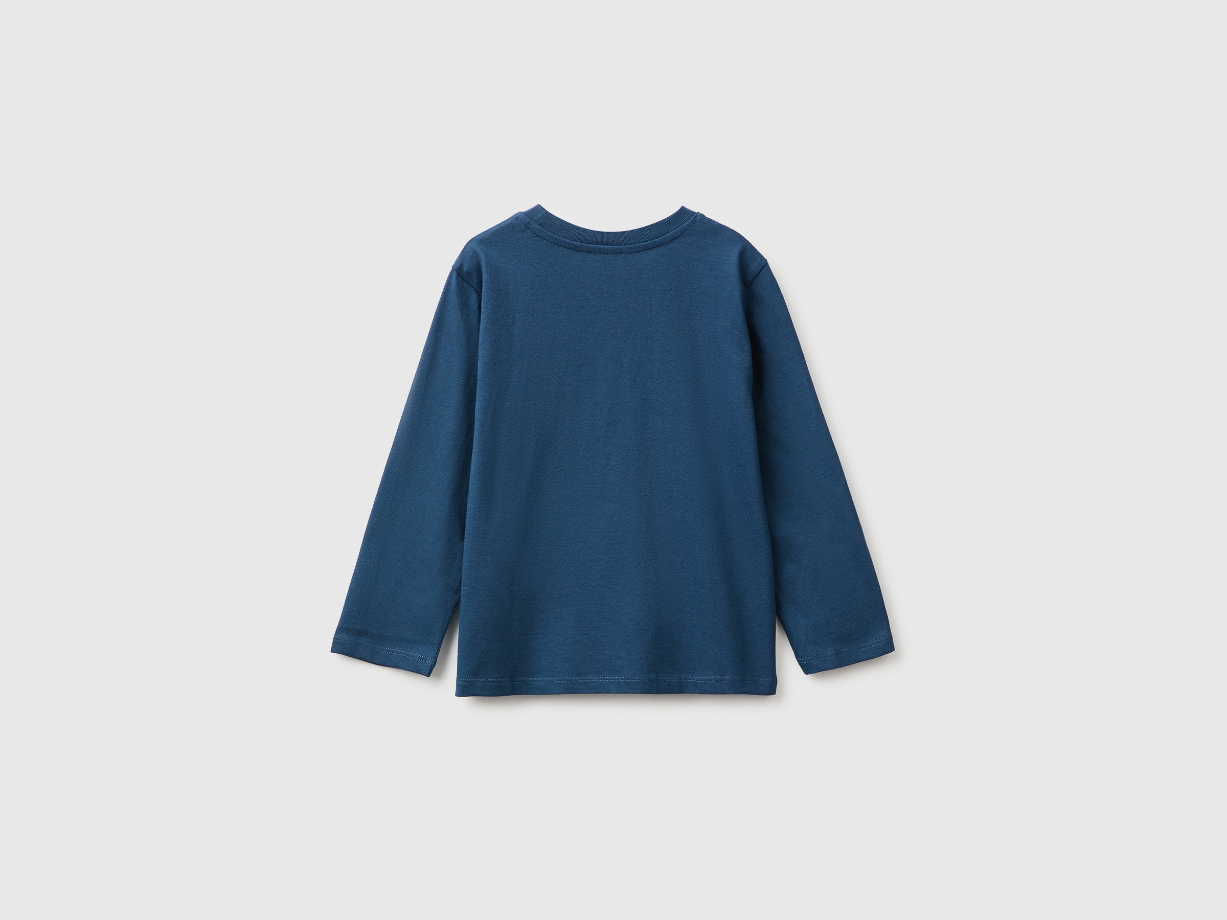 T-shirt com estampa e bordado - ucb_image_BS