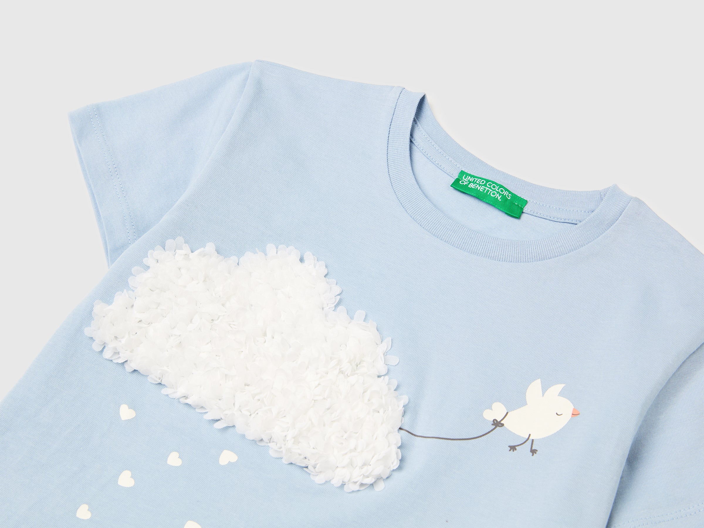 T-shirt com estampa e bordado - ucb_image_DS1