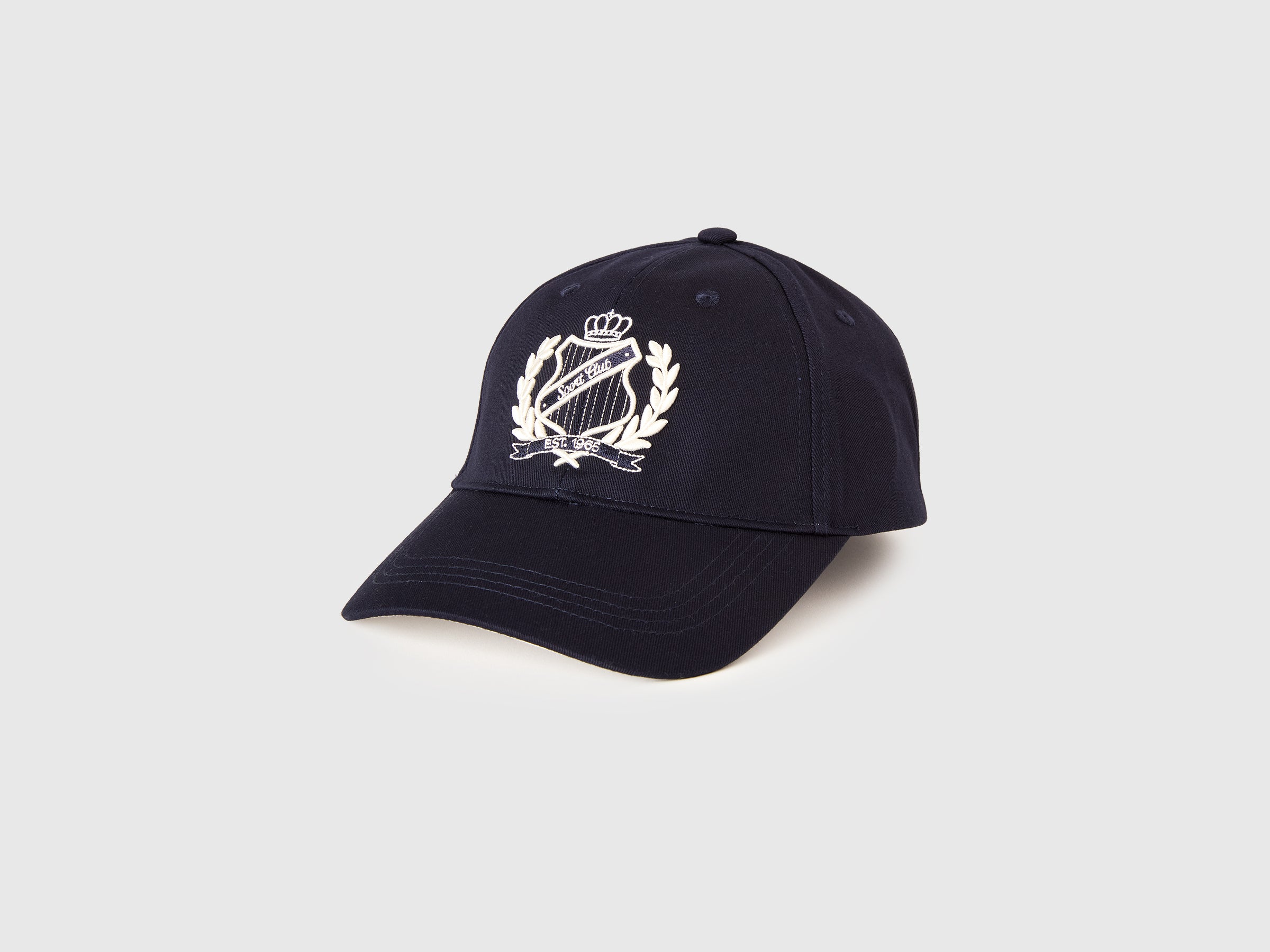 Baseball cap with embroidery - ucb_image_FS