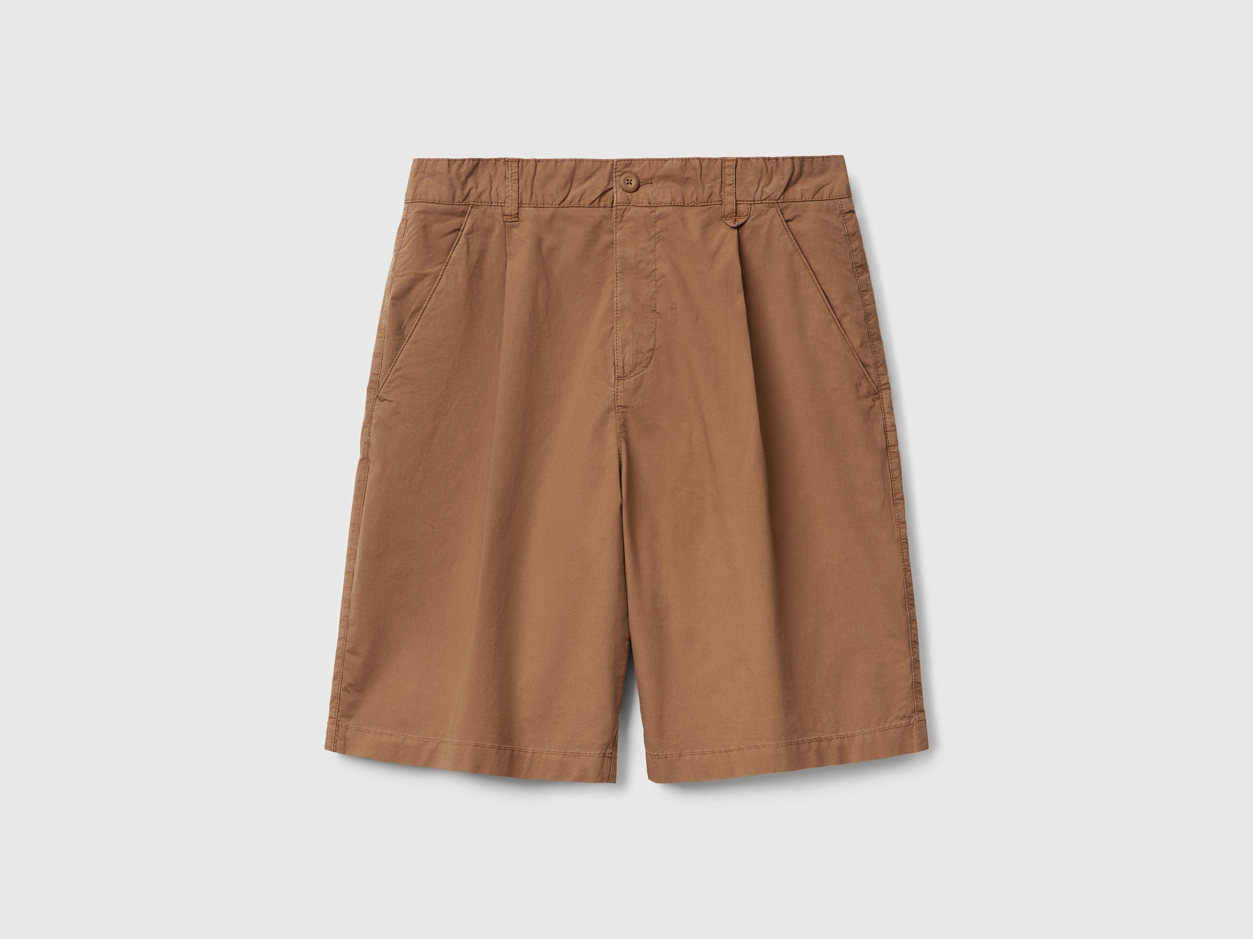 Bermudas amplas - ucb_image_FS