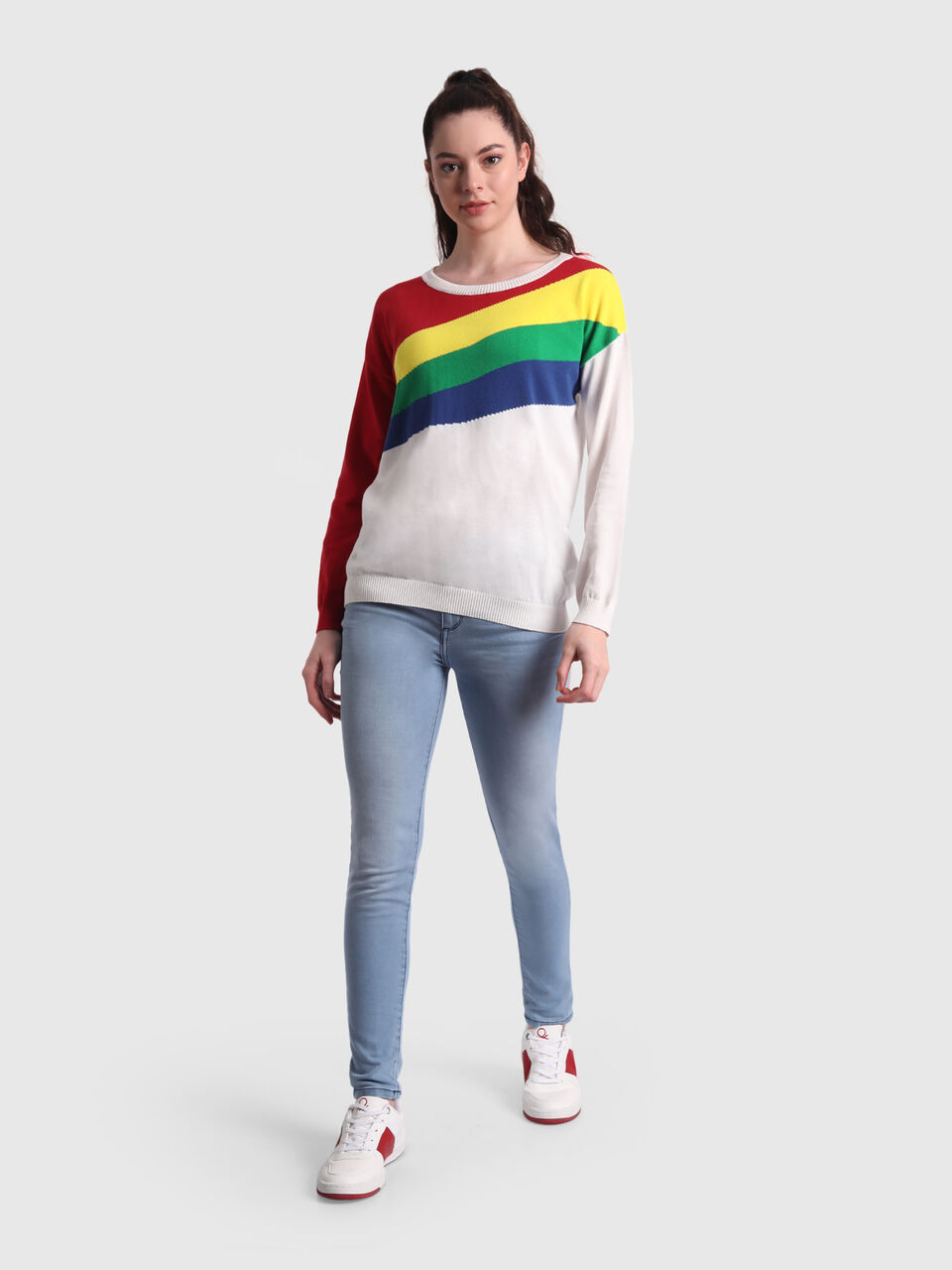 3/4th sleeved top with zipper at back image number null