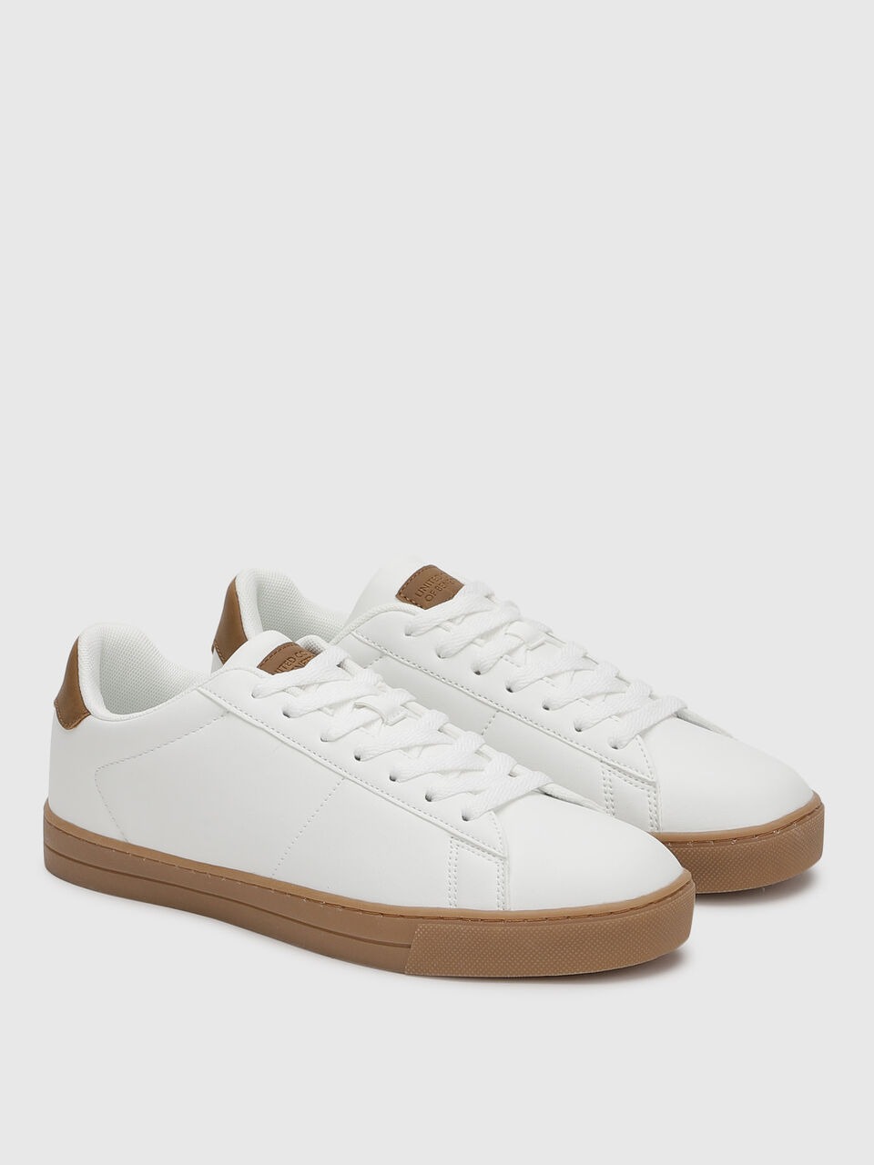 SNEAKER WITH DECO STITC image number null