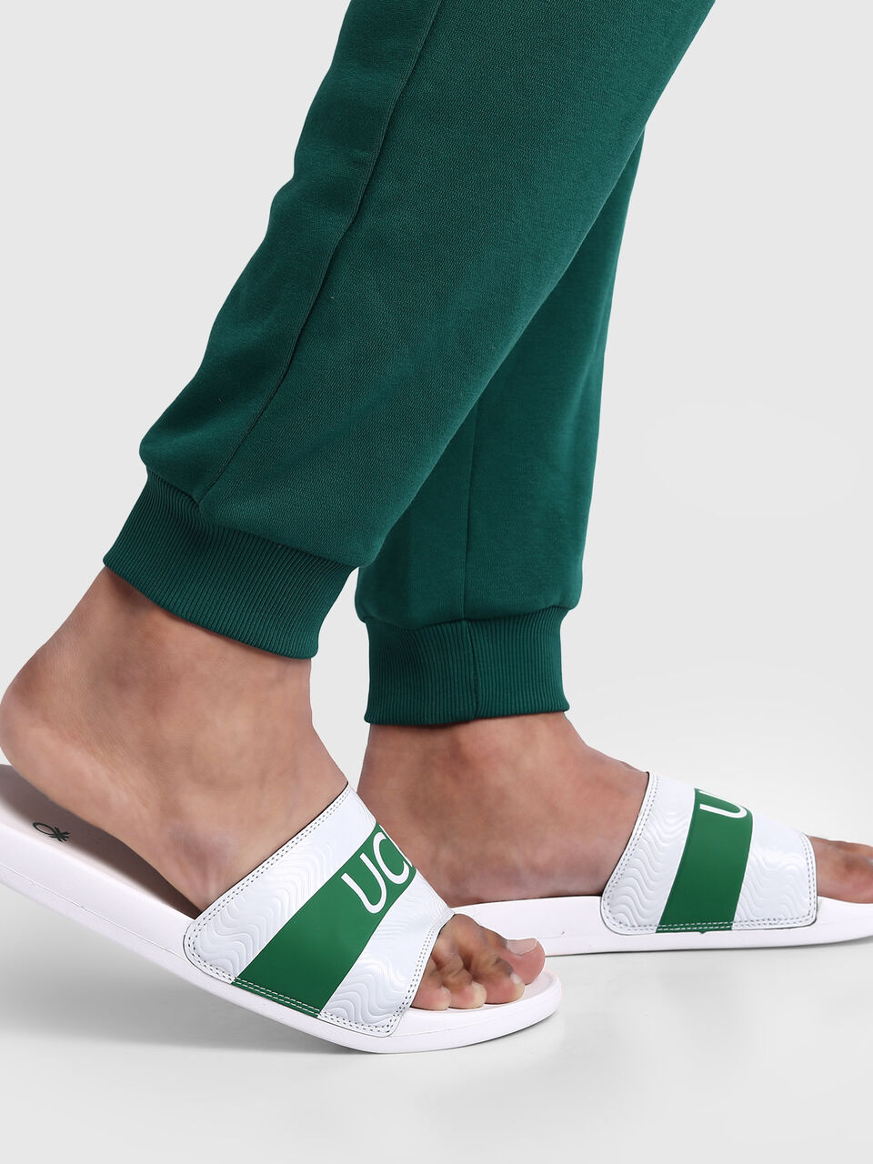 SLIDES WTH UCB BRANDING image number null