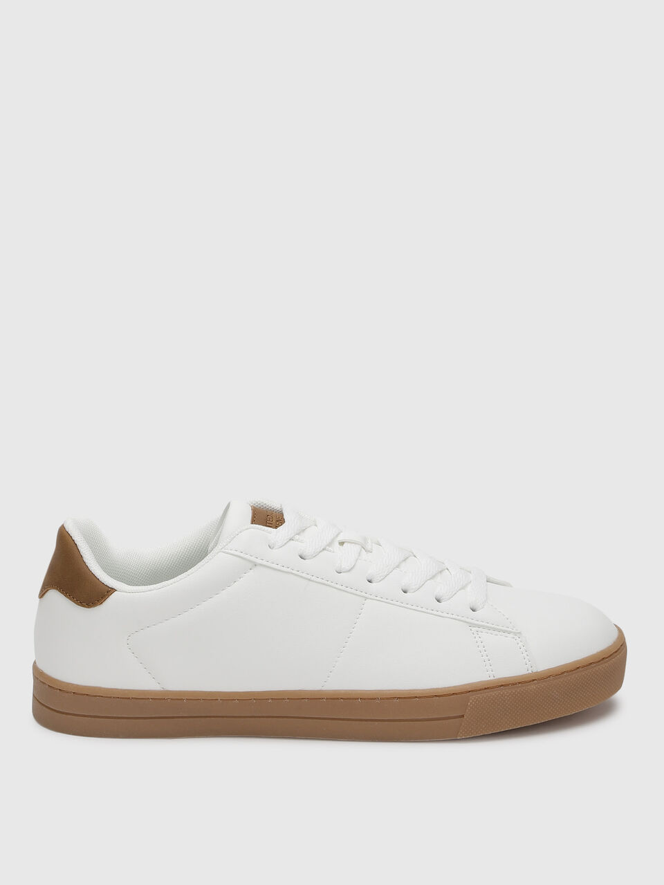 SNEAKER WITH DECO STITC image number null
