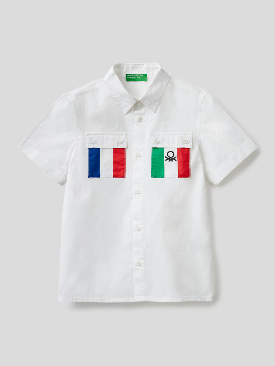 Shirt with flag pockets image number 1