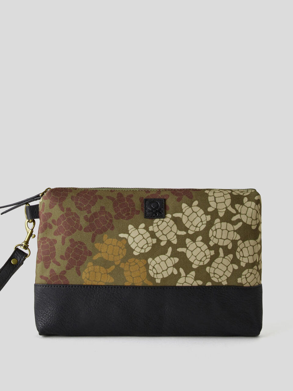 Canvas pouch image number 1