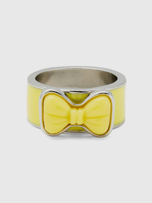 Yellow band ring with bow Women