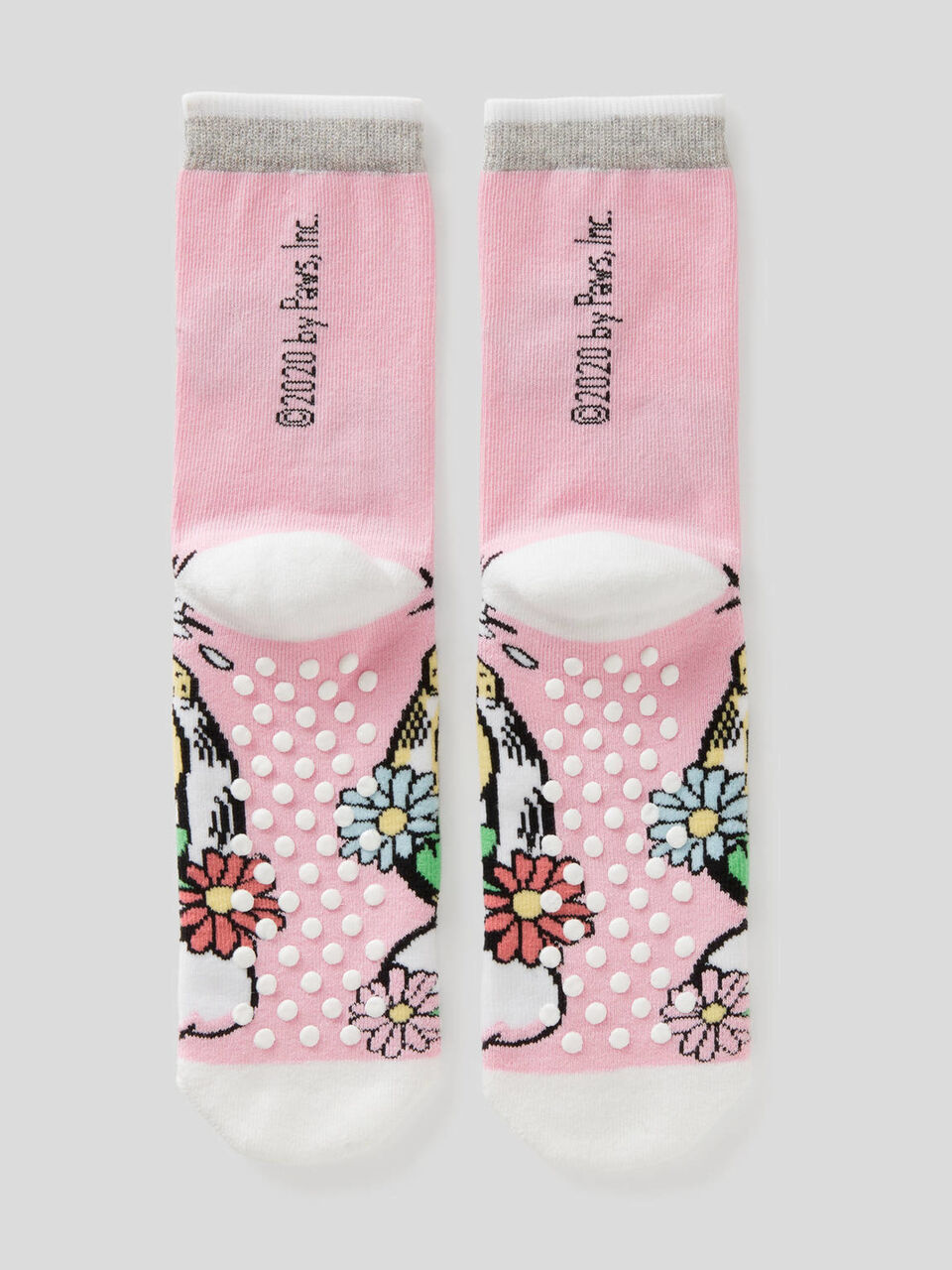 Socks with Garfield graphic image number 2