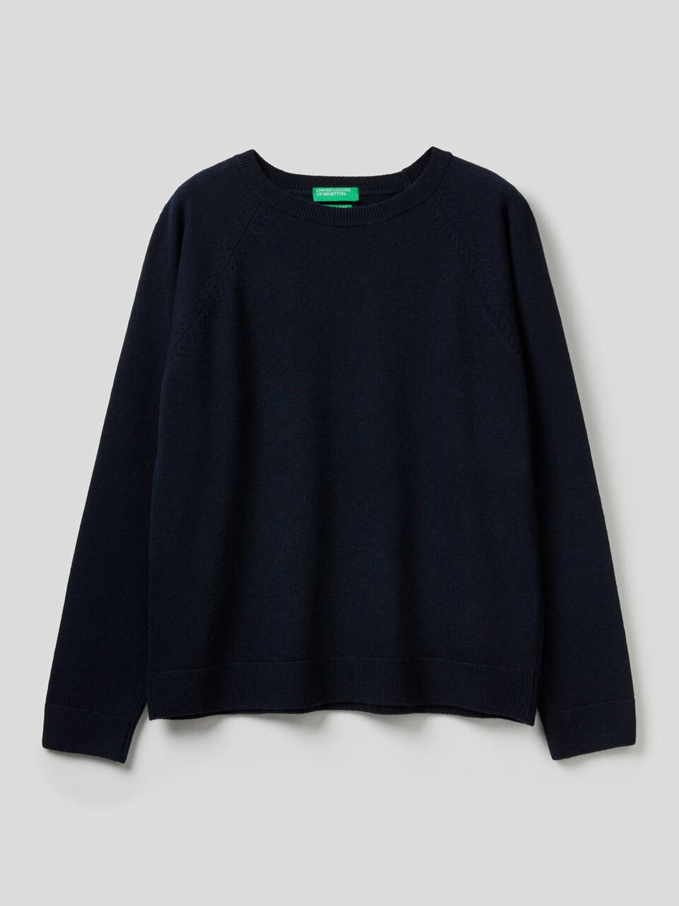 Crew neck sweater in cashmere and wool blend image number 1