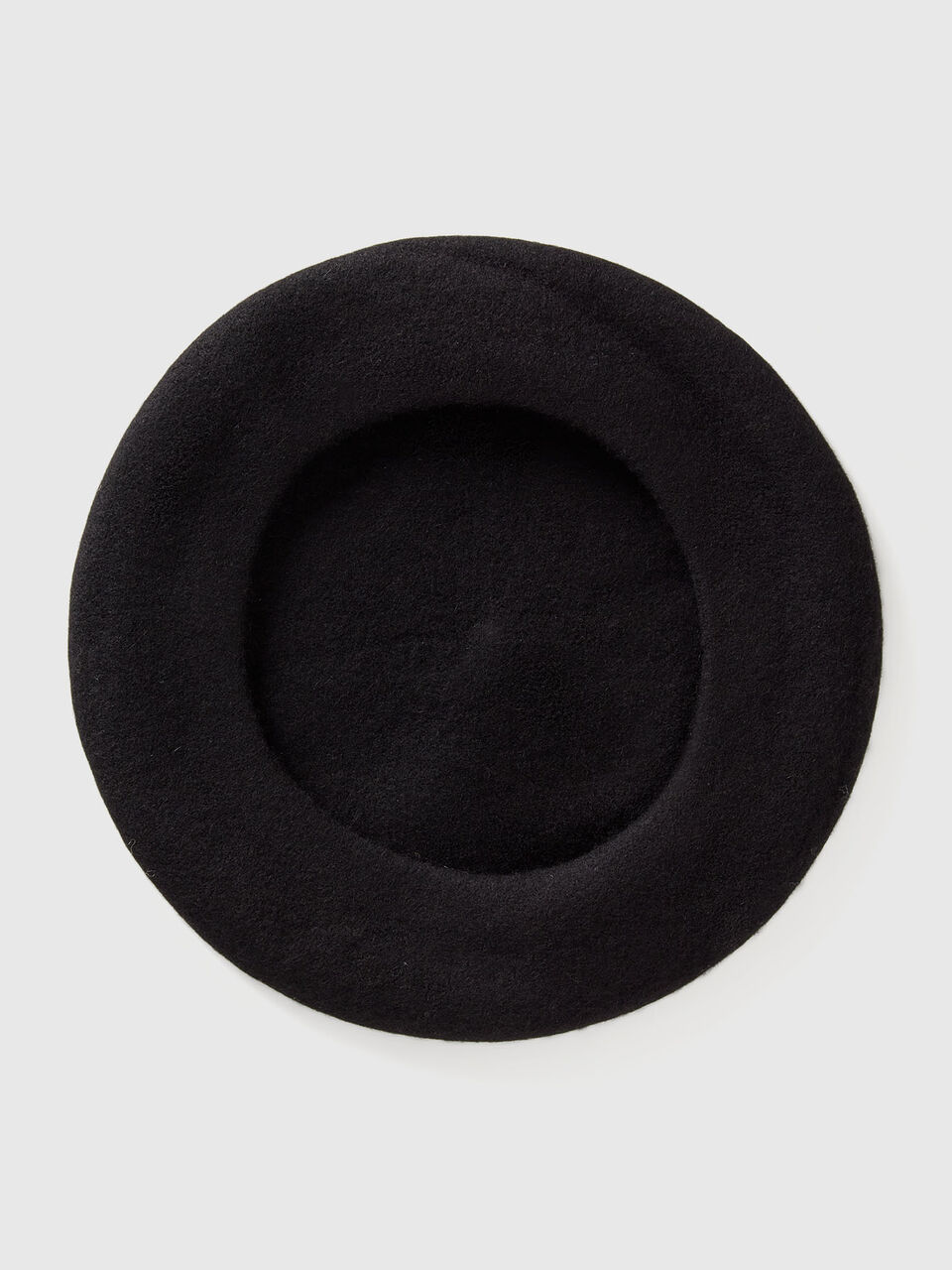 HAT Women image number 2