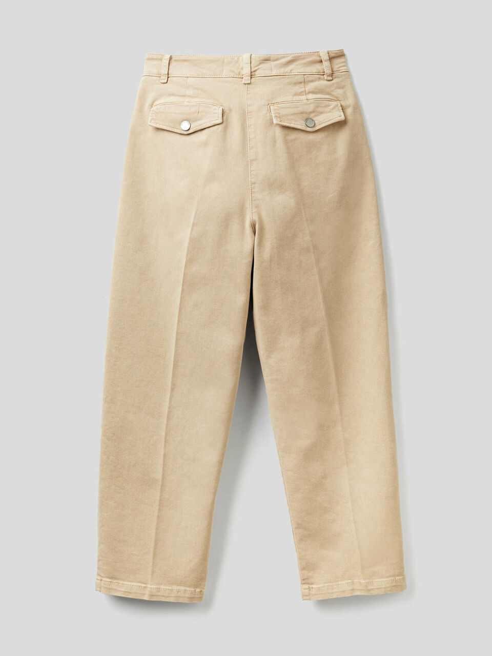 Carrot fit trousers with pleats image number 2