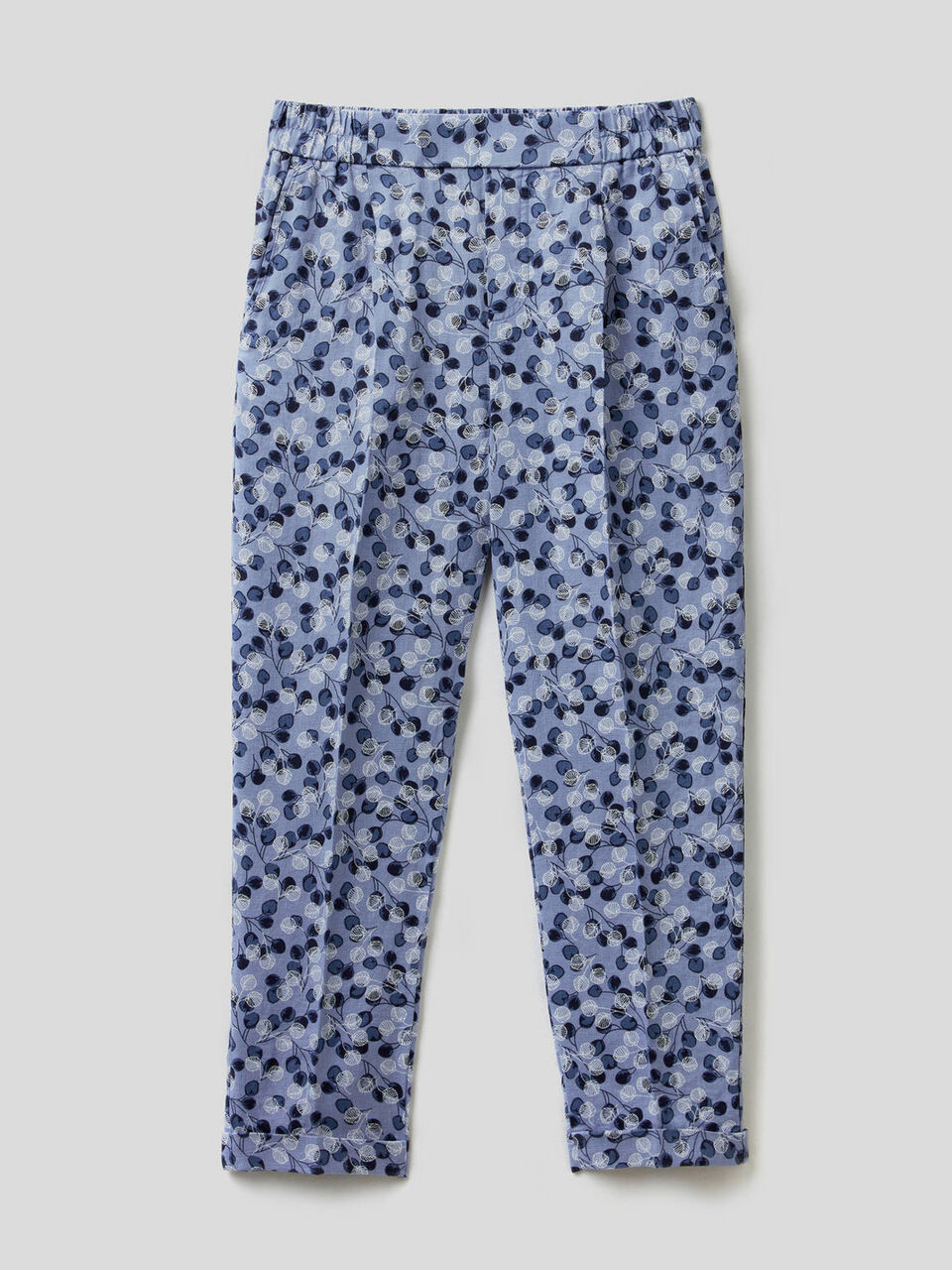 Trousers in 100% linen with pattern print image number 1