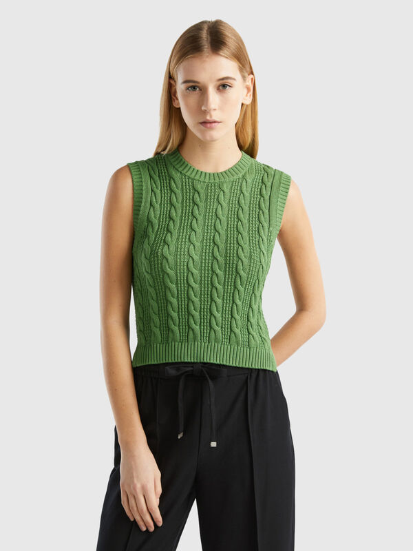 Cropped cable knit vest Women