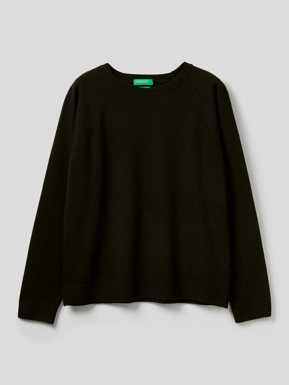 Crew neck sweater in cashmere and wool blend image number 1