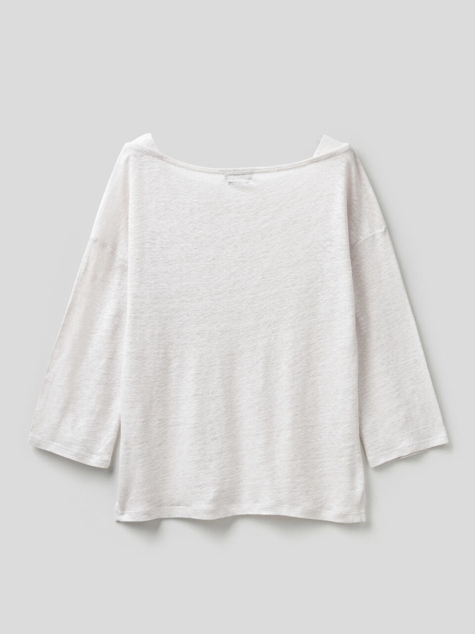 3/4 sleeve t-shirt in 100% linen image number 2