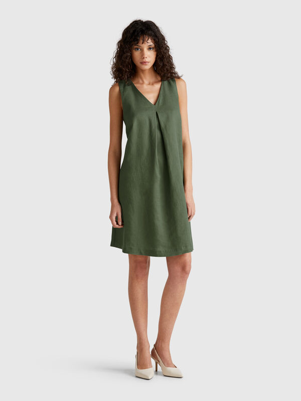 Sleeveless dress in pure linen Women