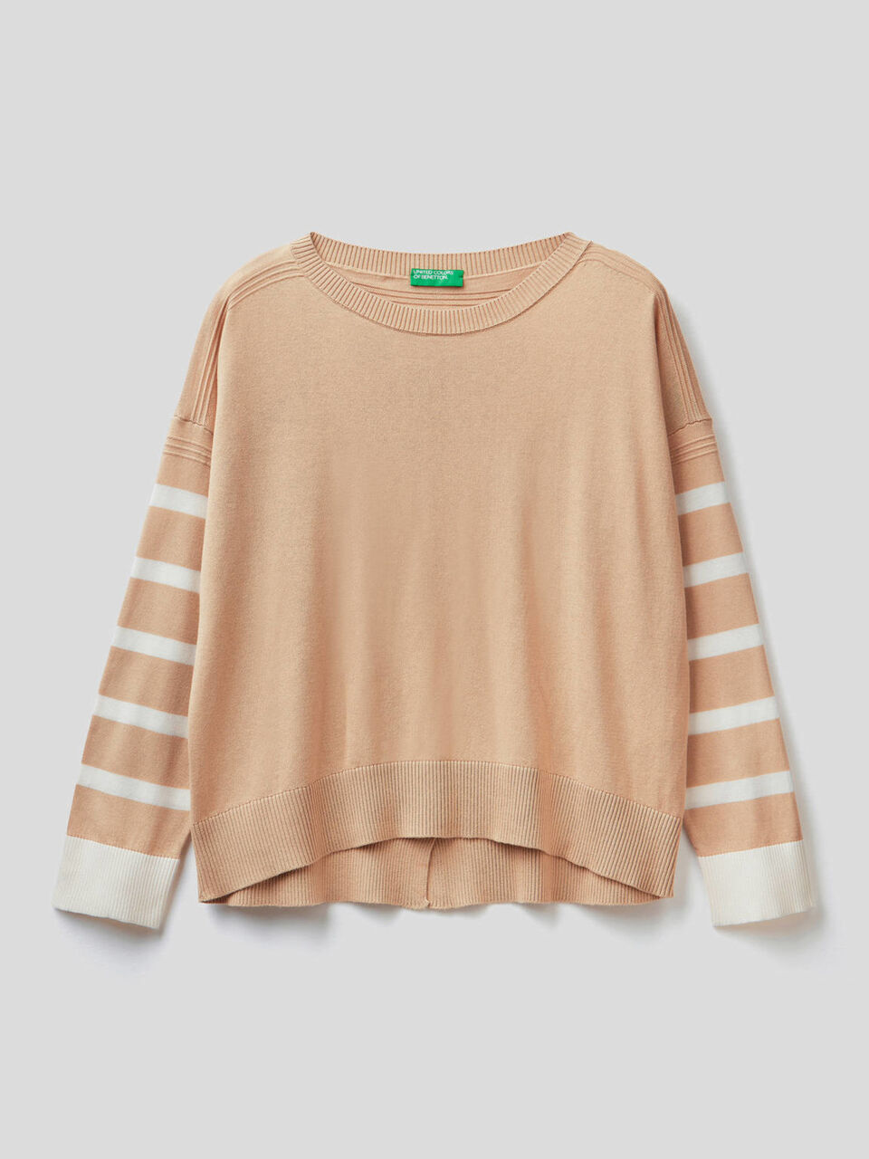 Sweater with slit on the back image number 1