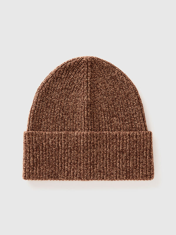 Hat in cashmere and wool blend Men