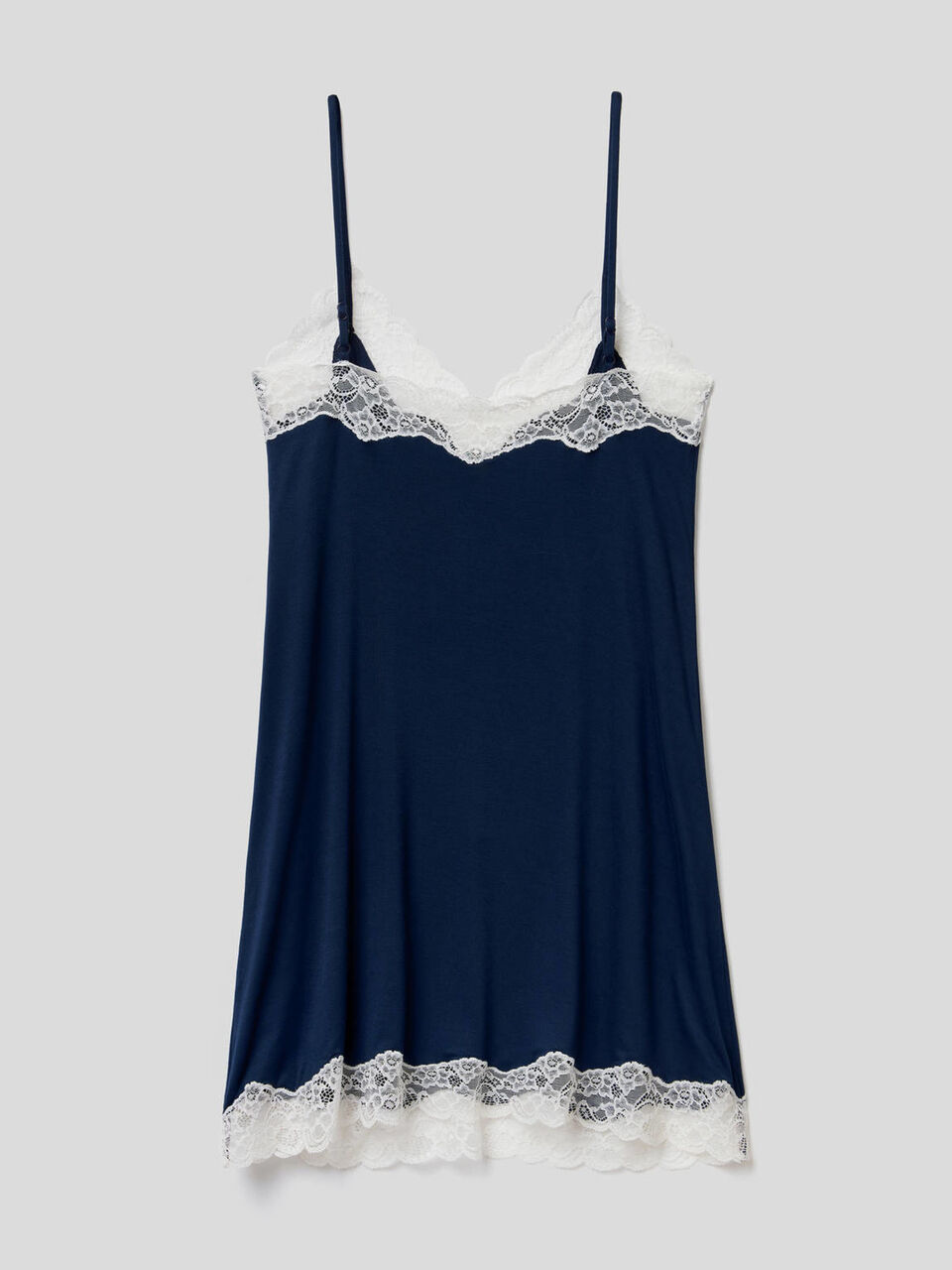 Flowy slip with lace detail image number 2