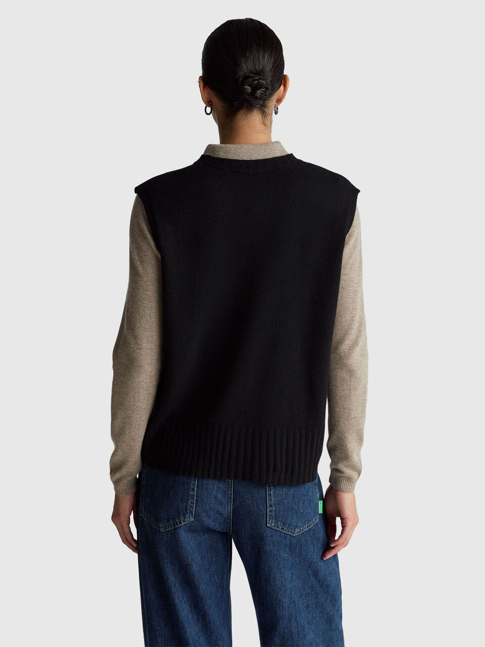 SLEEVELESS SWEATER Women image number null