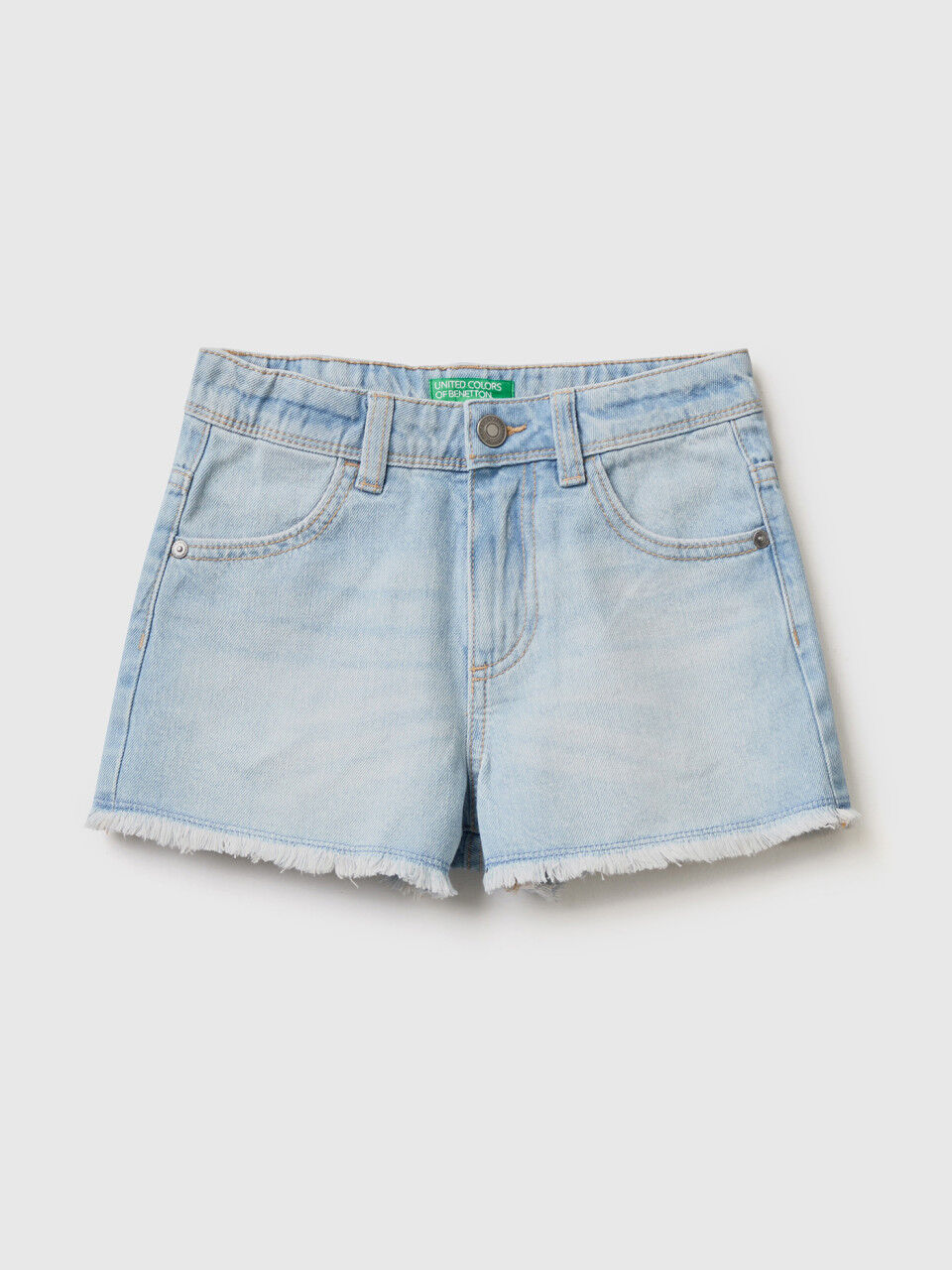 Frayed jean shorts