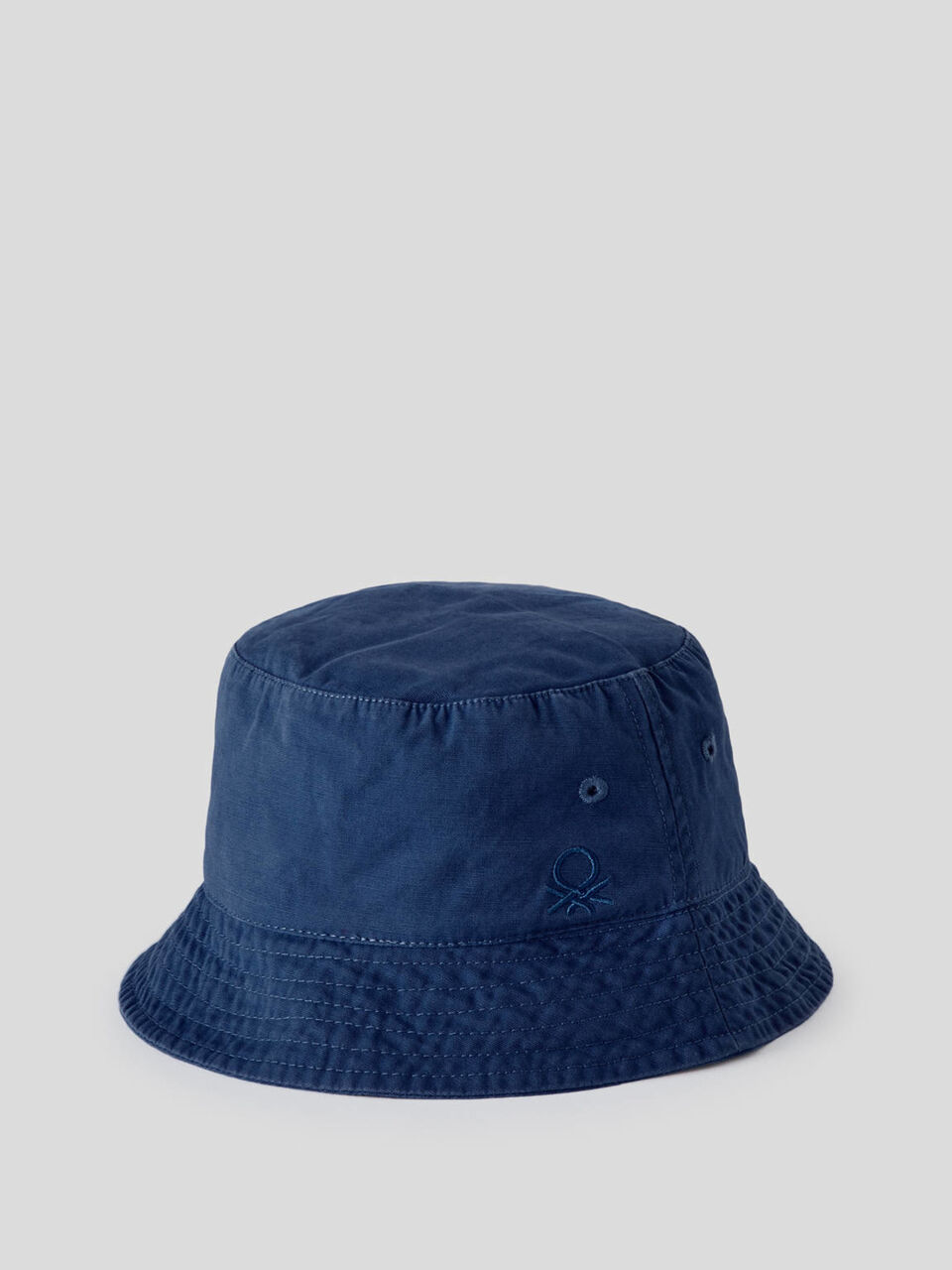 Fisherman's hat with logo image number 1