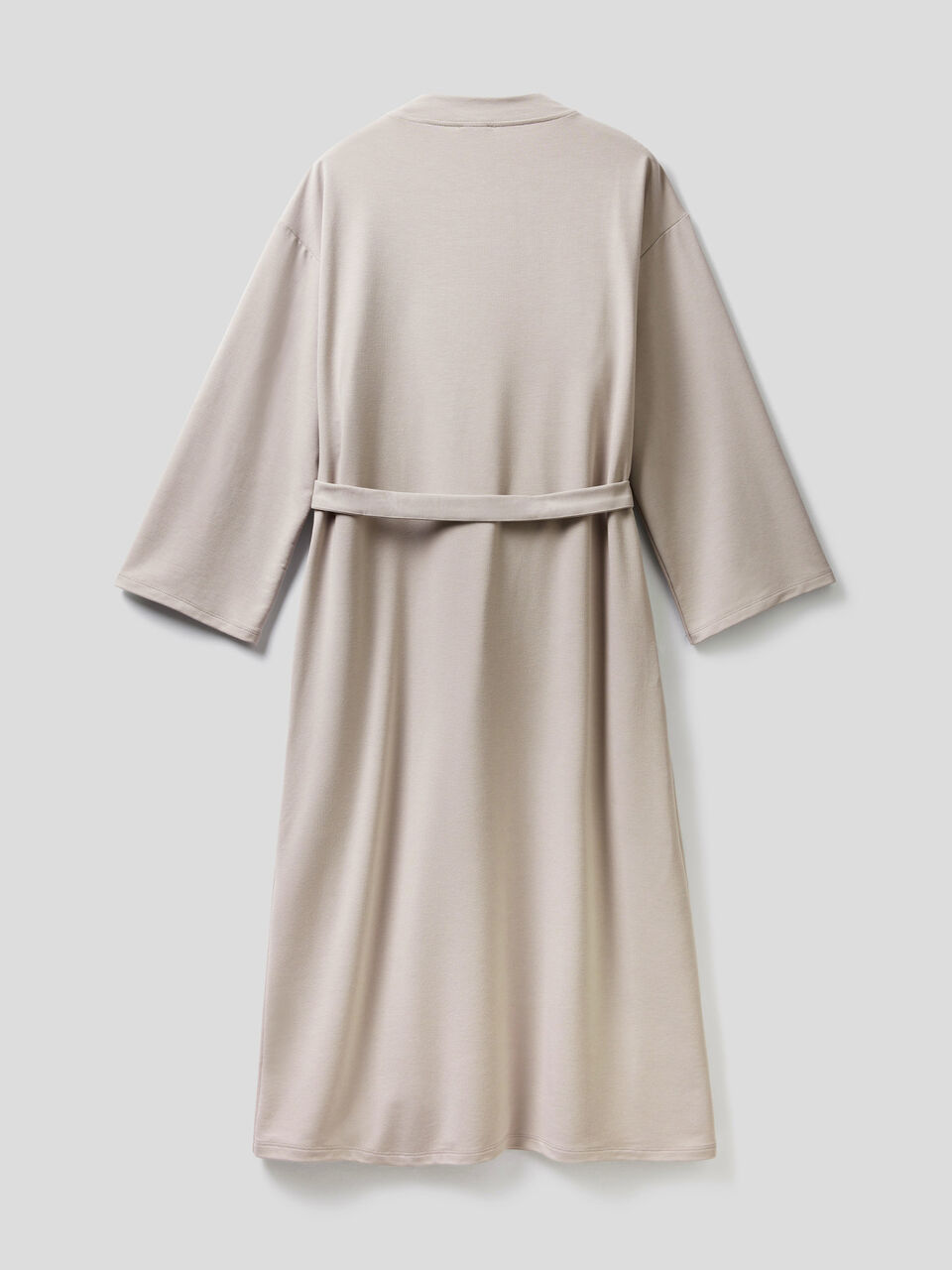 Flowy long sleeve dressing gown image number 2