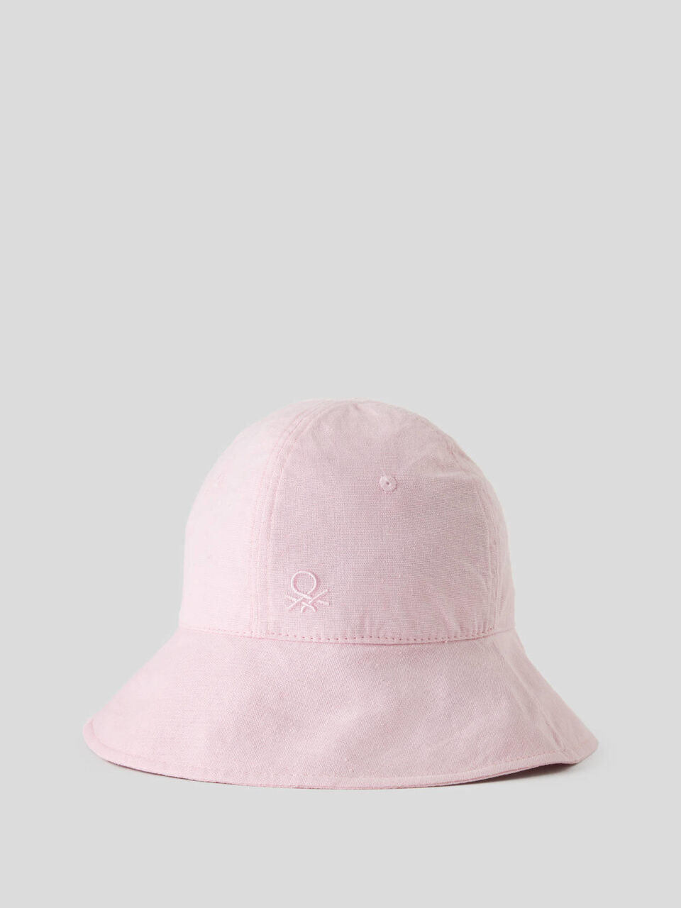 Wide-brimmed cap image number 1