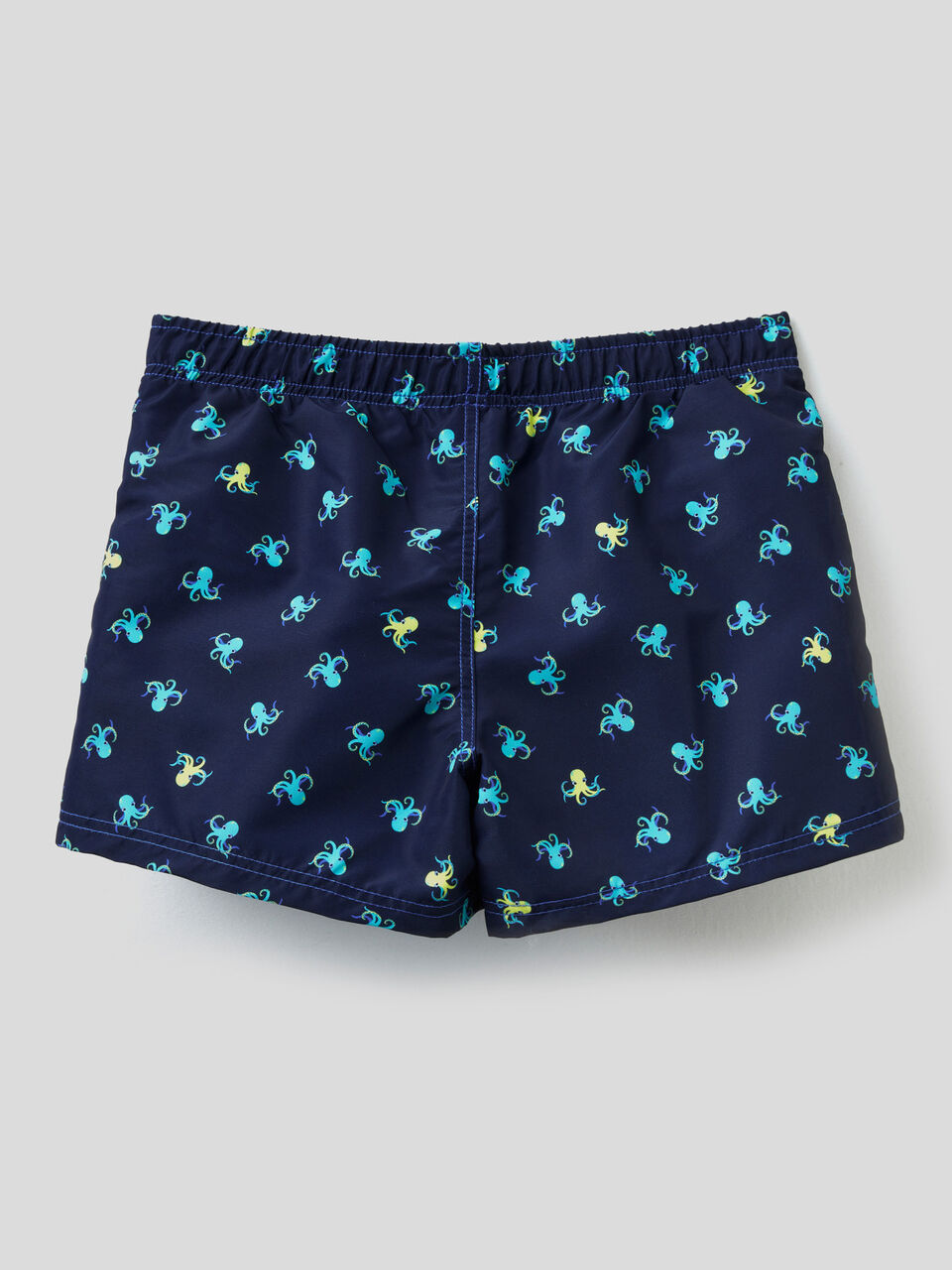 Swim trunks with pattern print image number 2