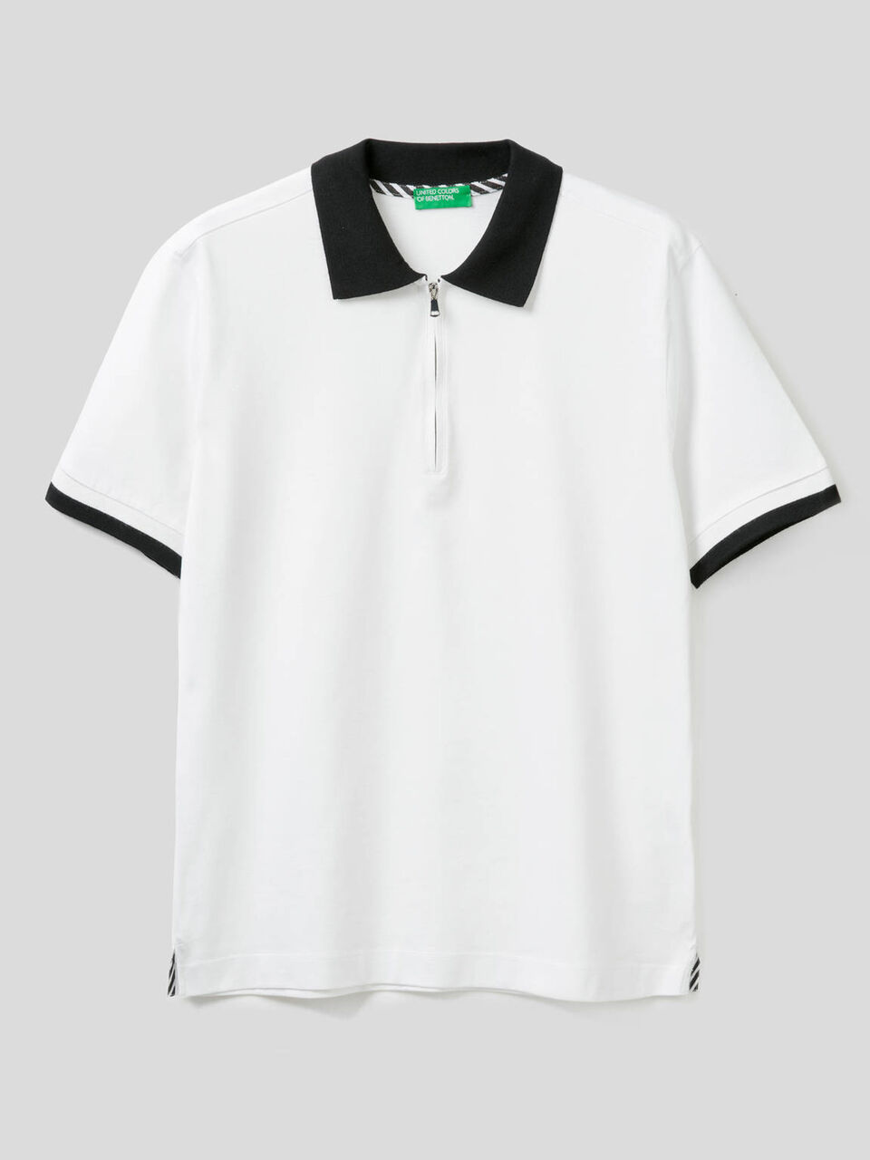 Polo with zip and clashing details image number 1