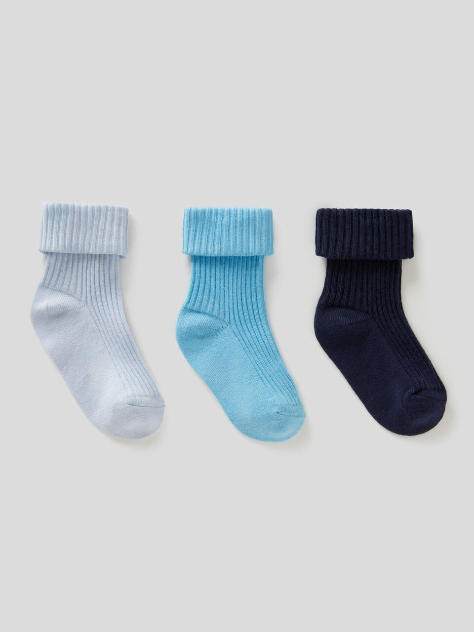Socks set with curl image number 1