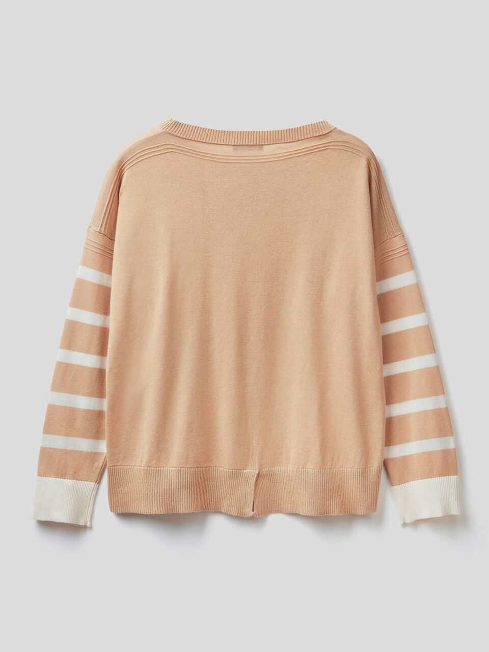 Sweater with slit on the back image number 2