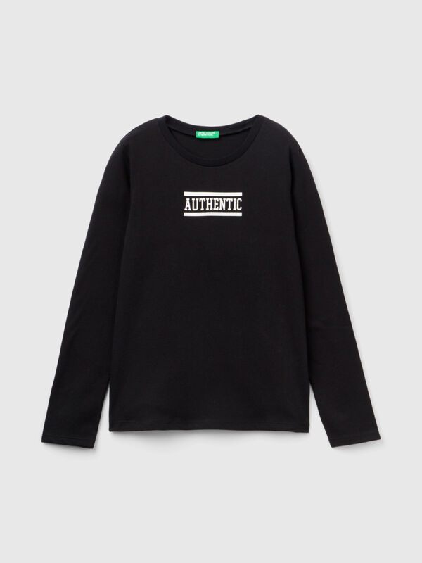 T-shirt with text print