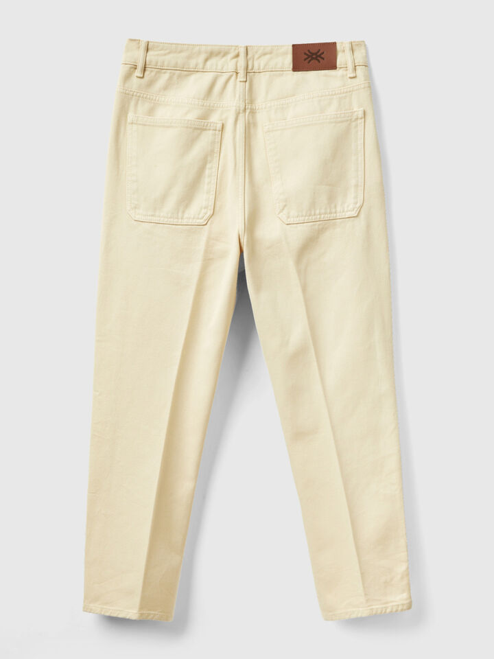Trousers in cotton with pleats image number 2