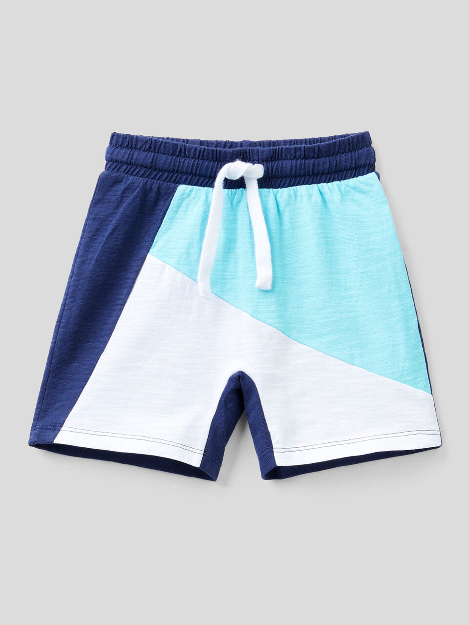 Lightweight color block shorts image number 1