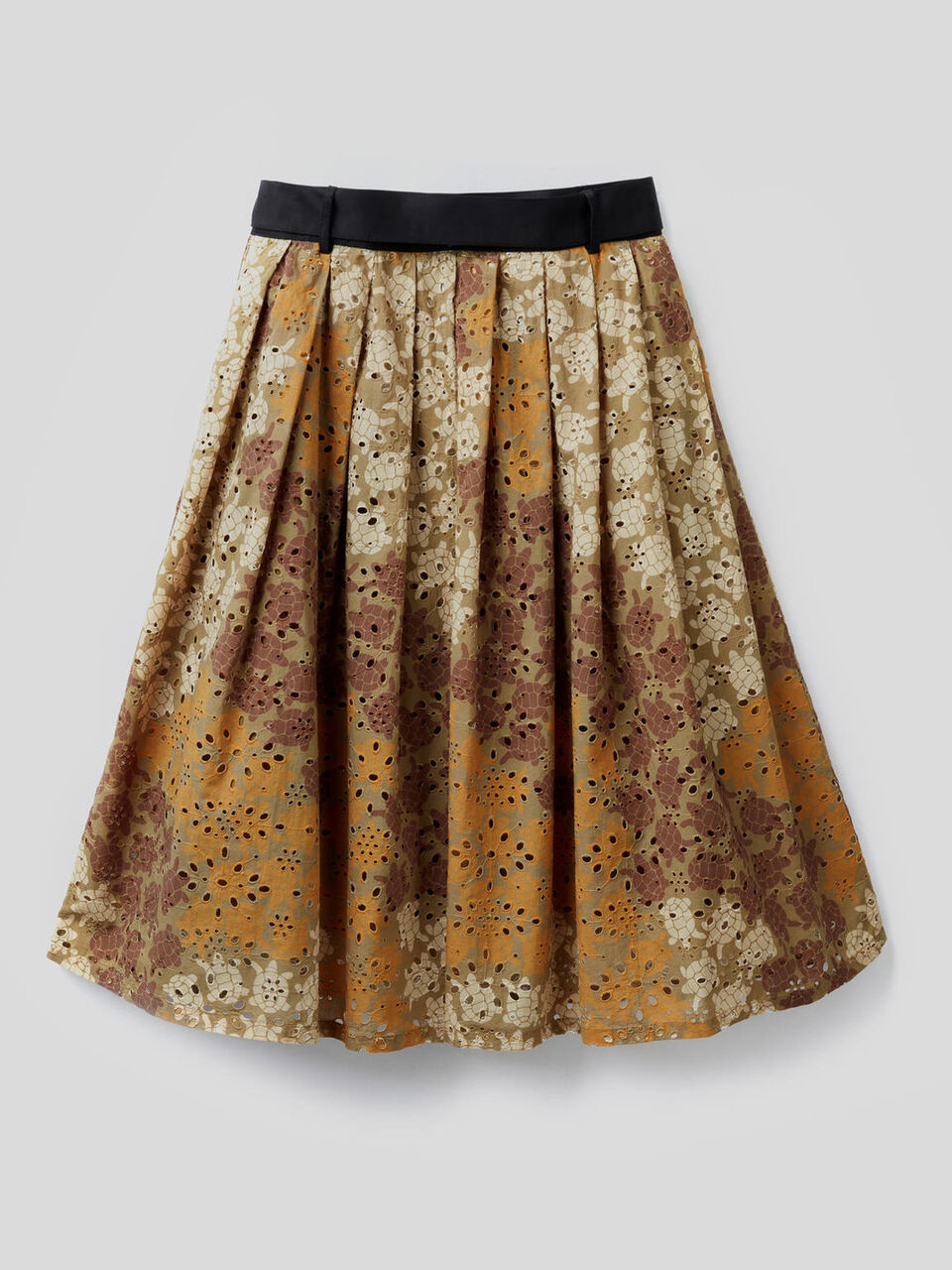 Pleated skirt with print image number 2
