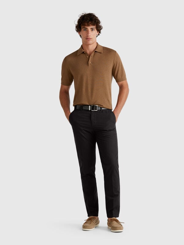 Slim fit chinos in light cotton Men